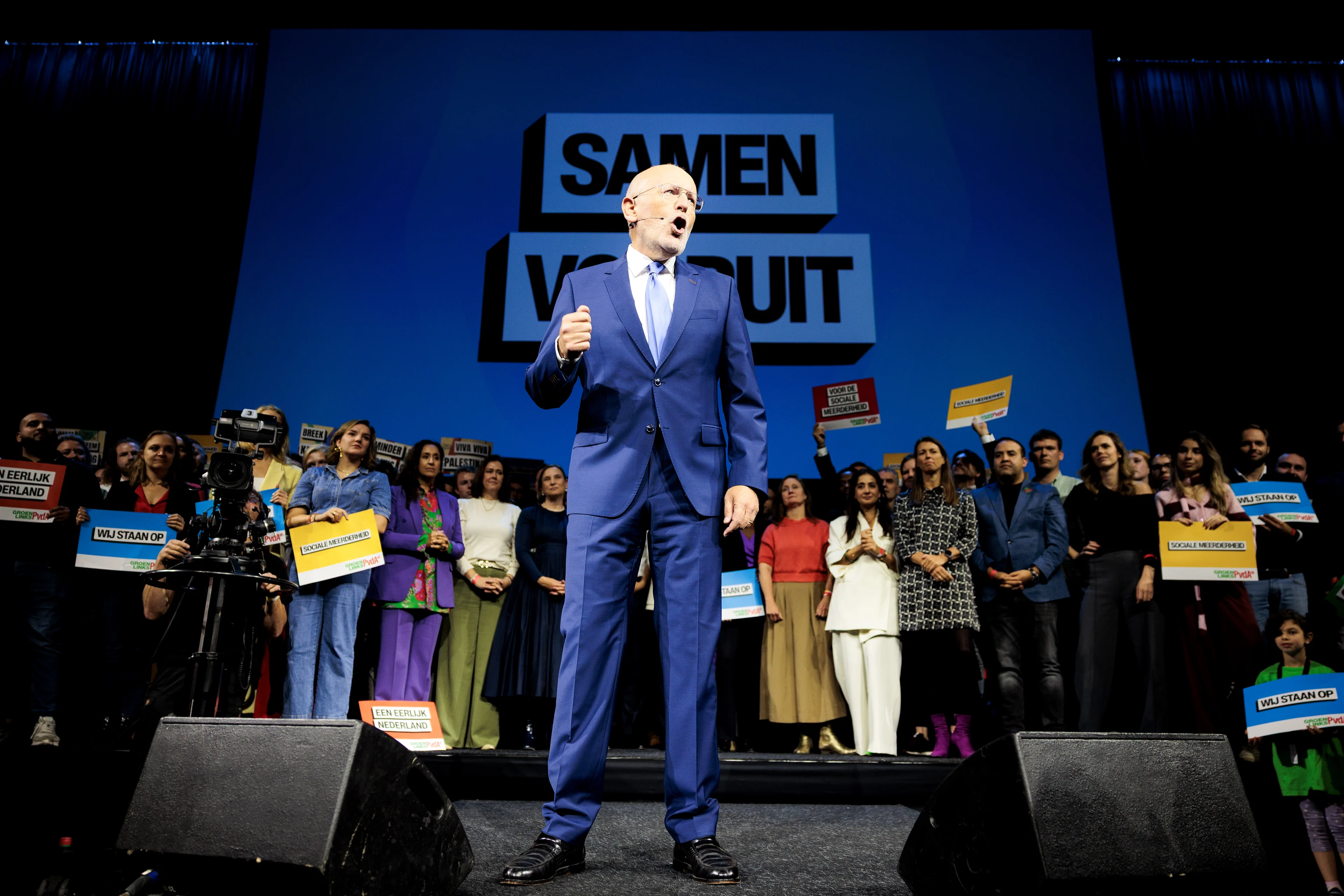 Timmermans vergelijkt Wilders met 'dronken oom' op feestjes