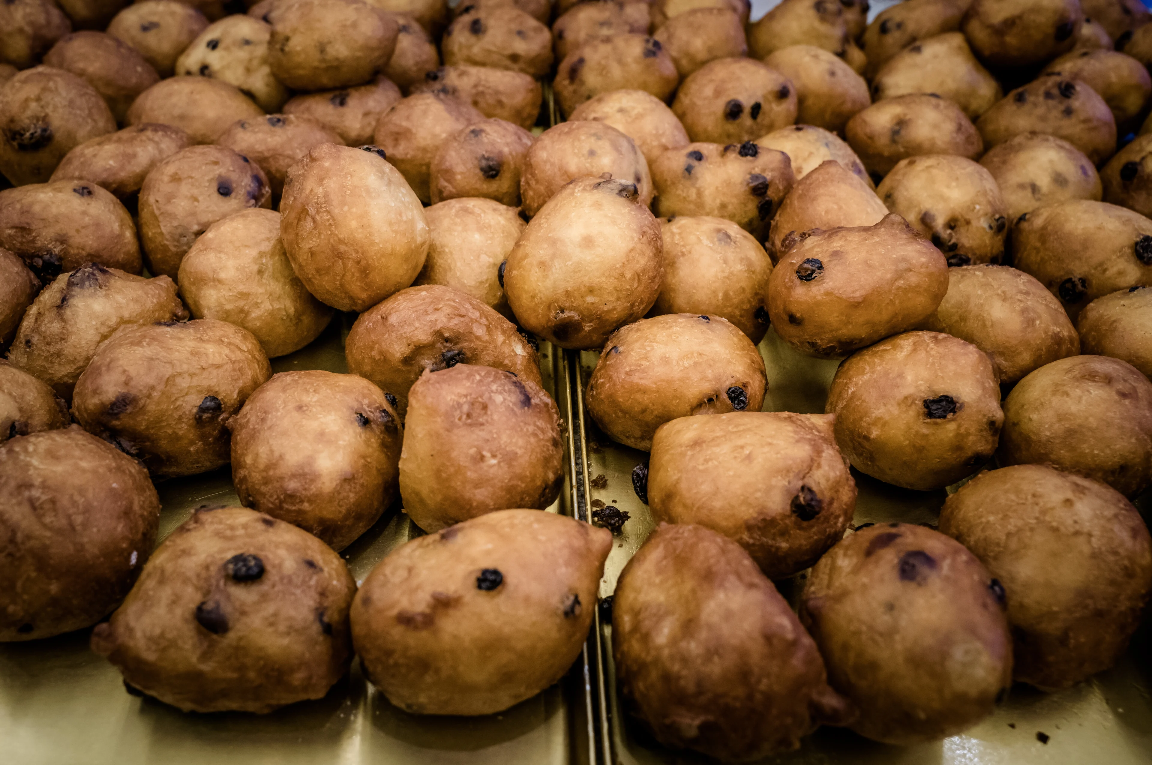 Wentelteefjes, wafels en panini's: dit kun je maken van je overgebleven oliebollen