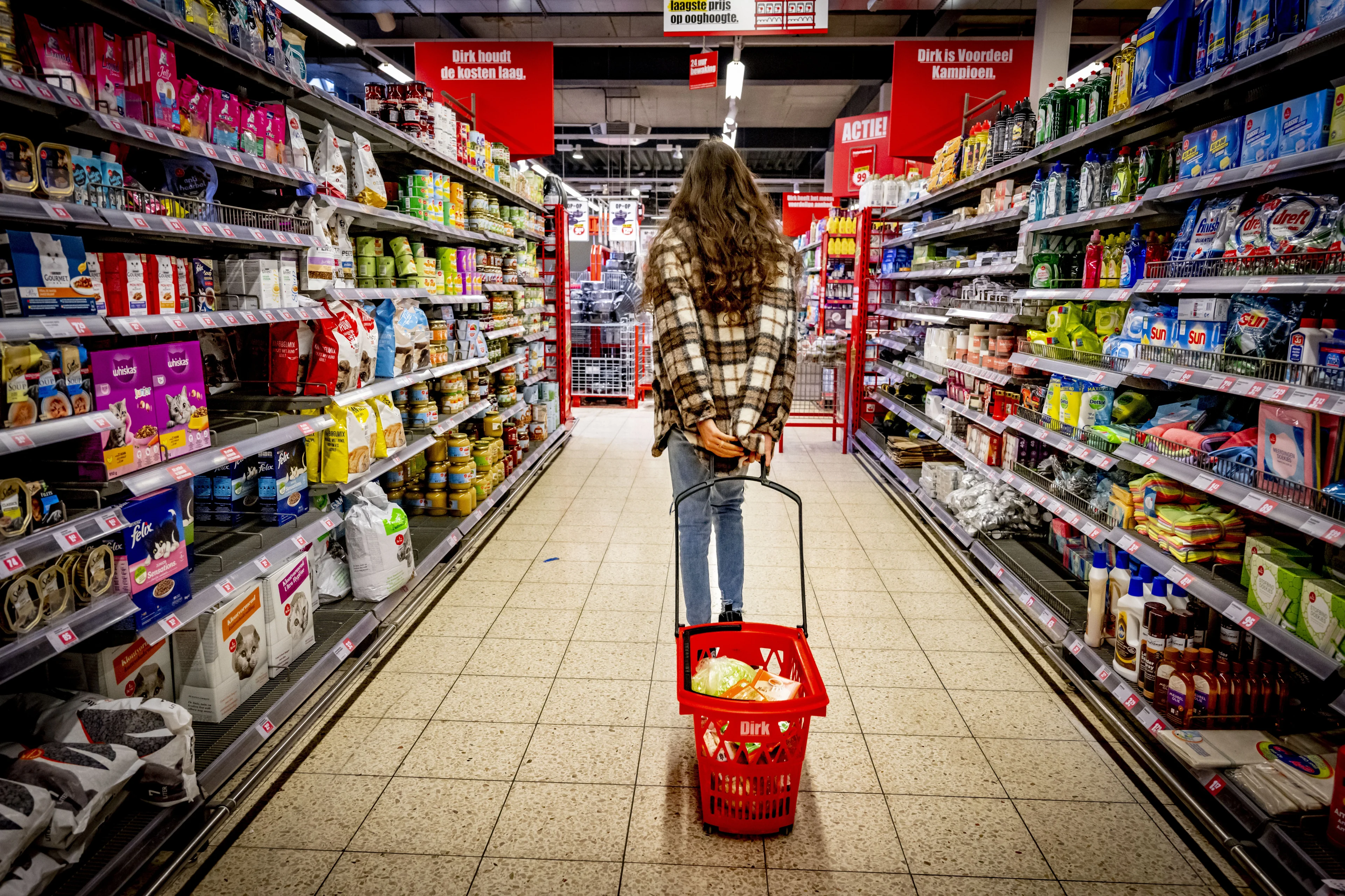 Onderzoek: dit zijn de goedkoopste én duurste supermarkten van Nederland