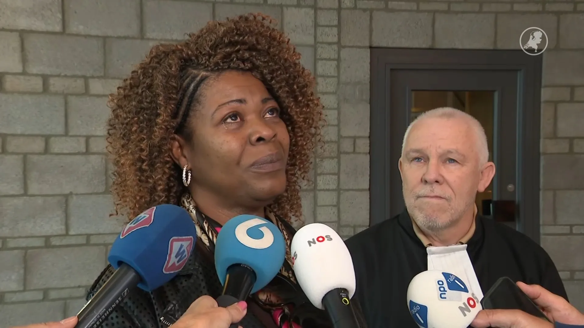 Moeder doodgestoken Jihaneve: 'Dit vonnis is een trap op het graf van mijn dochter'