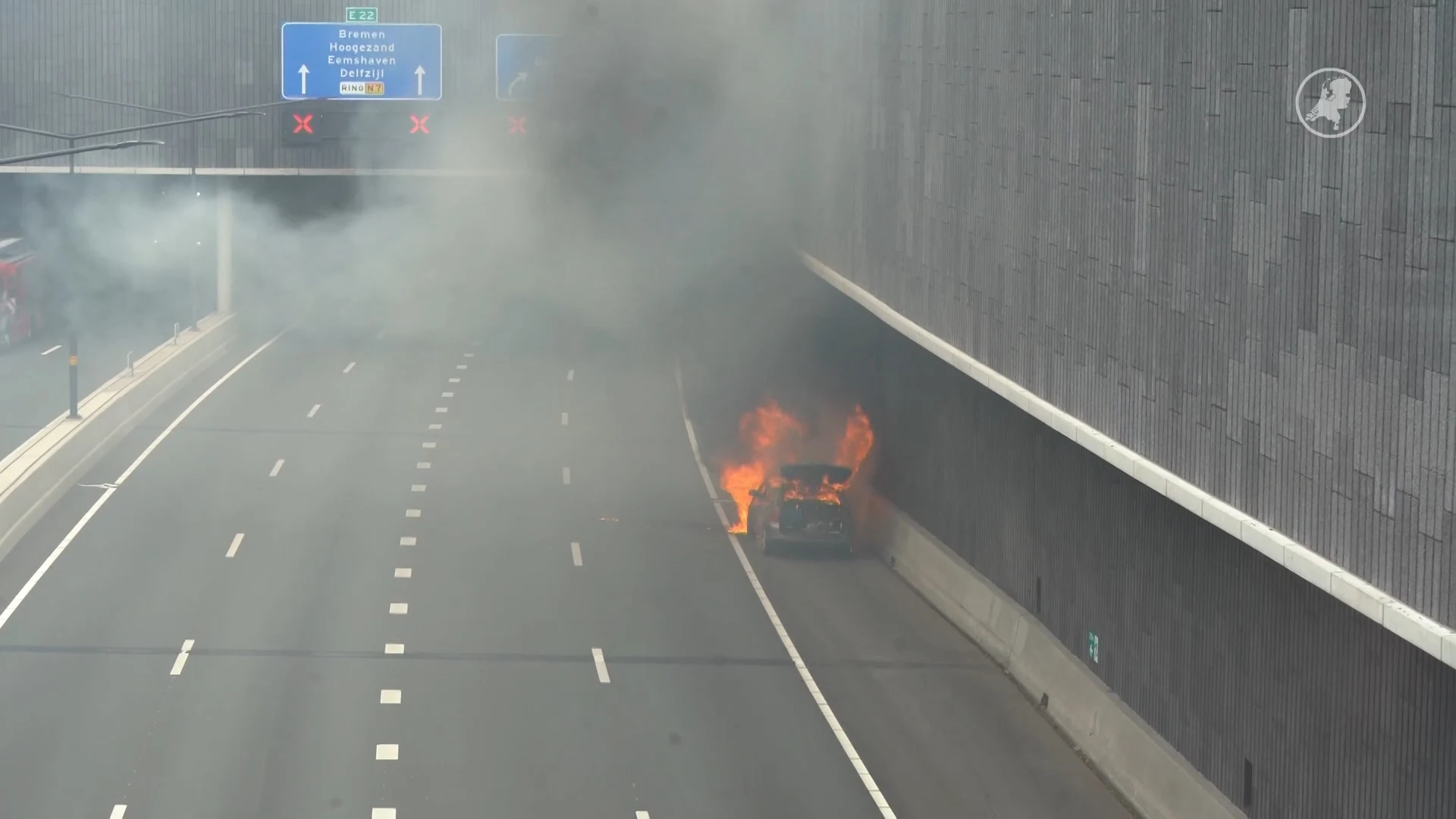 Fikse rook door autobrand op ring Groningen