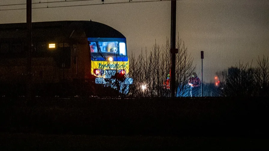 Trein met 120 passagiers  ontruimd bij Woerden na brand, oorzaak onbekend