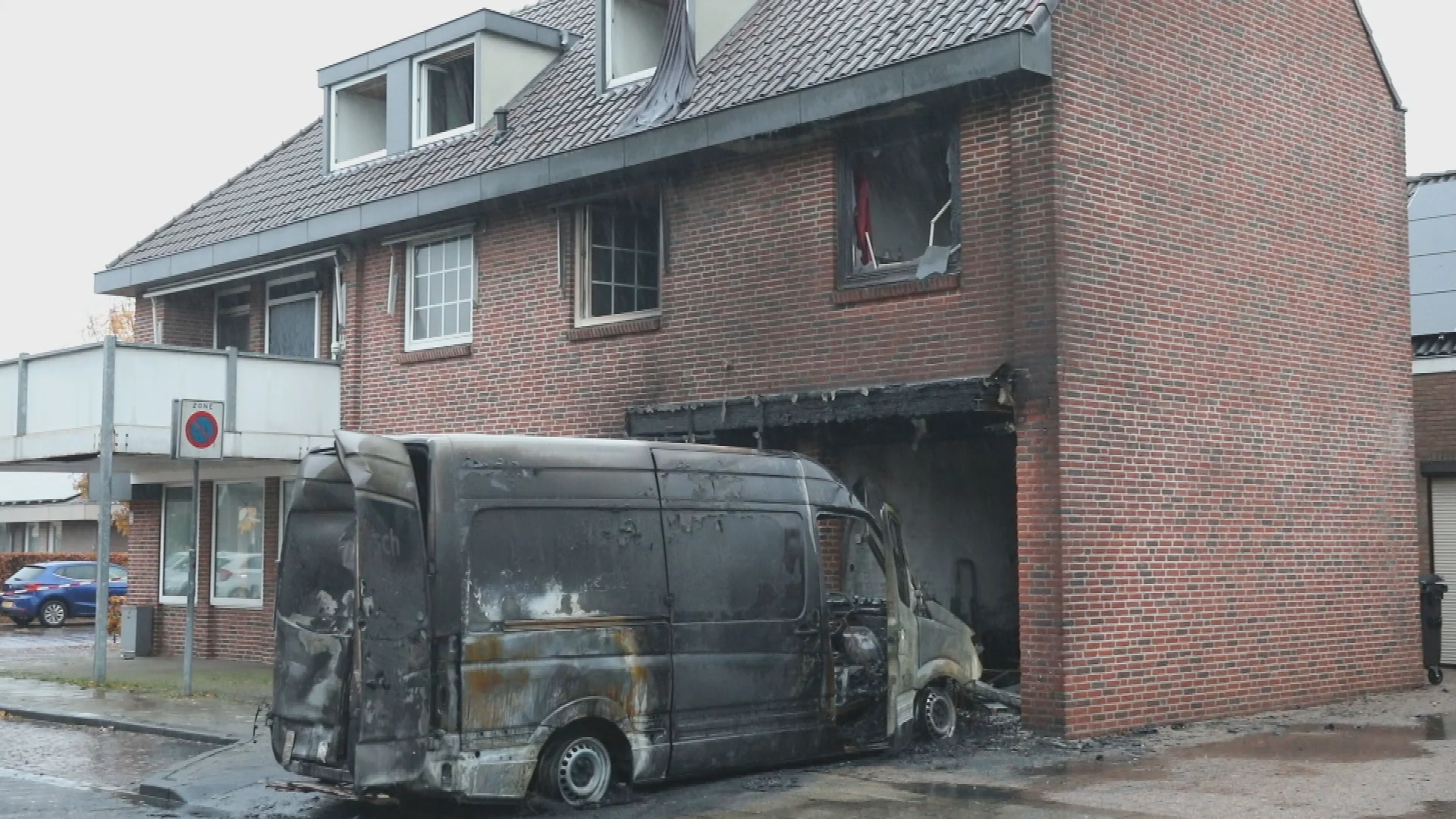 Auto van man voor de tweede keer in brand gestoken in Sint Willebrord