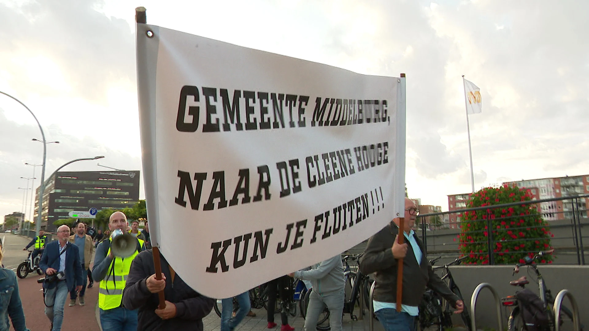 Middelburg wil honderden asielzoekers huisvesten, bewoners protesteren