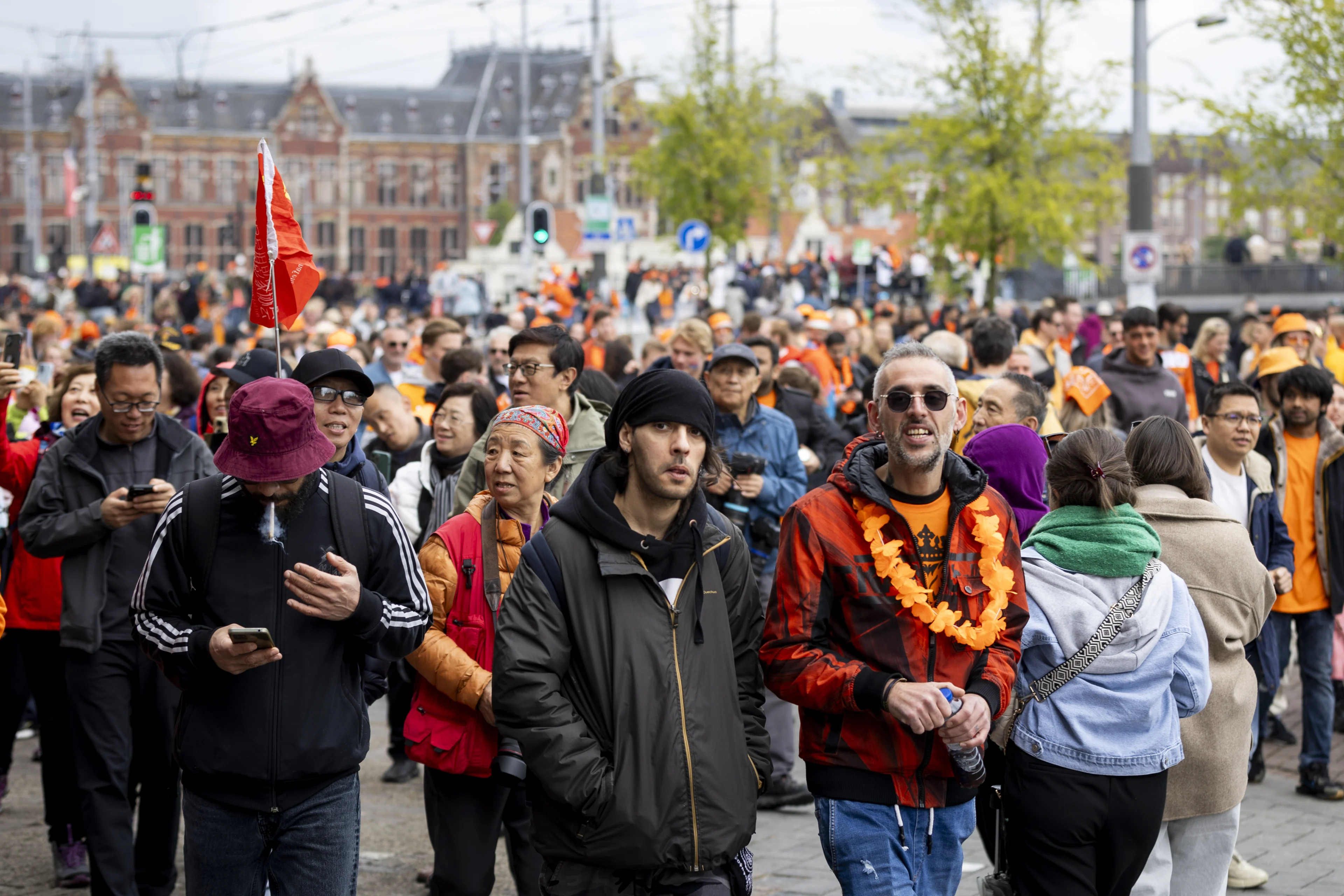 Drukte in grote steden neemt toe, gemeenten roepen op niet meer te komen