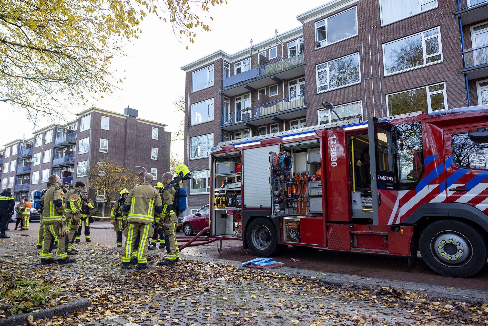 Brand in woning in Haarlem, twee katten komen om het leven
