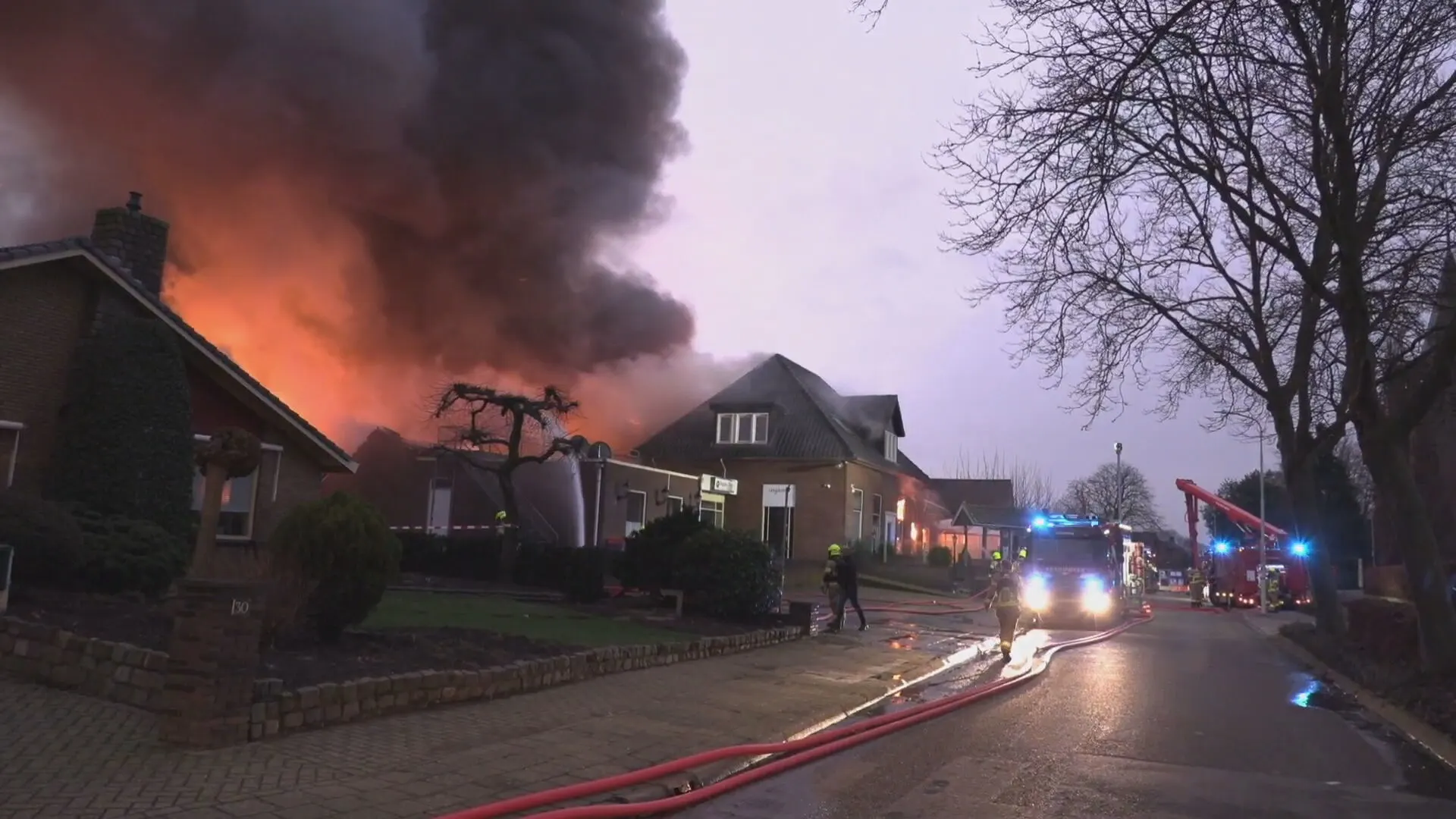 Grote uitslaande brand bij partycentrum in Drempt