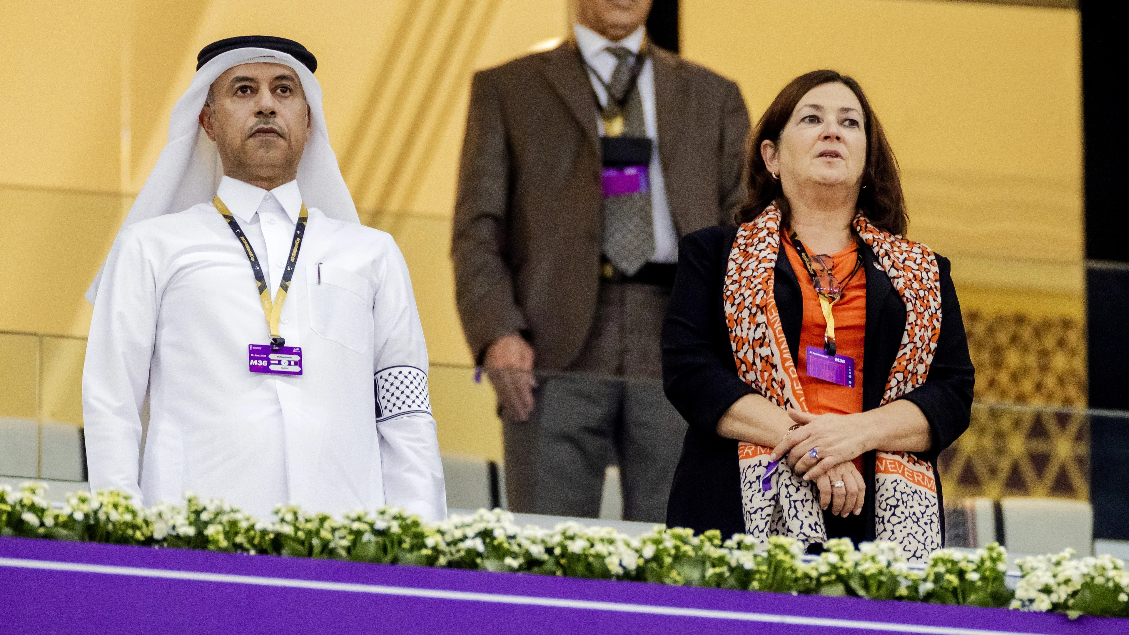 Conny Helder draagt OneLove-speldje bij wedstrijd, maar geen armband