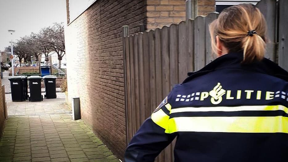 Vrouw (55) vanuit het niets ernstig toegetakeld door onbekende fietser