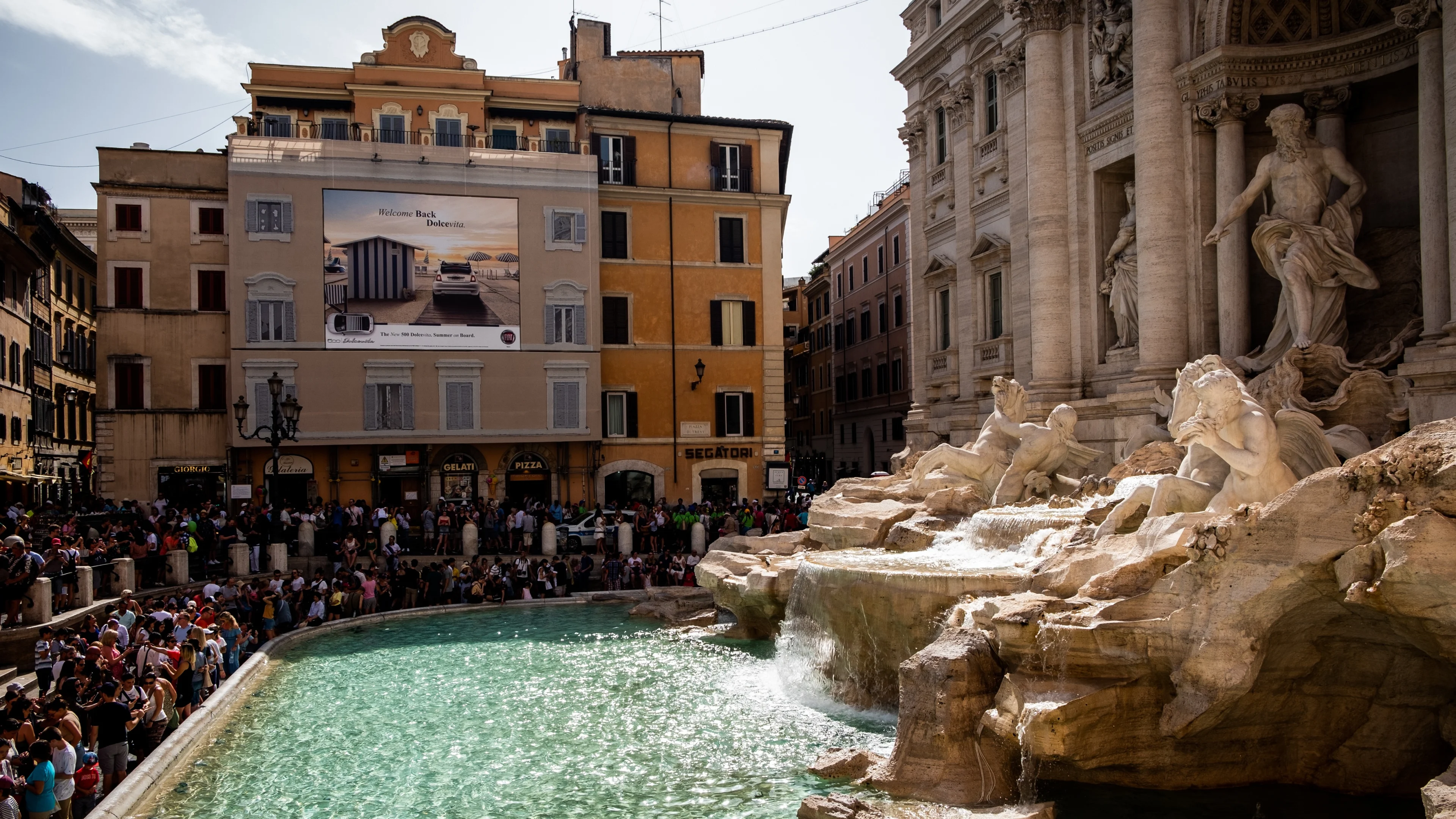 Nederlanders moeten flink lappen na val in Trevifontein