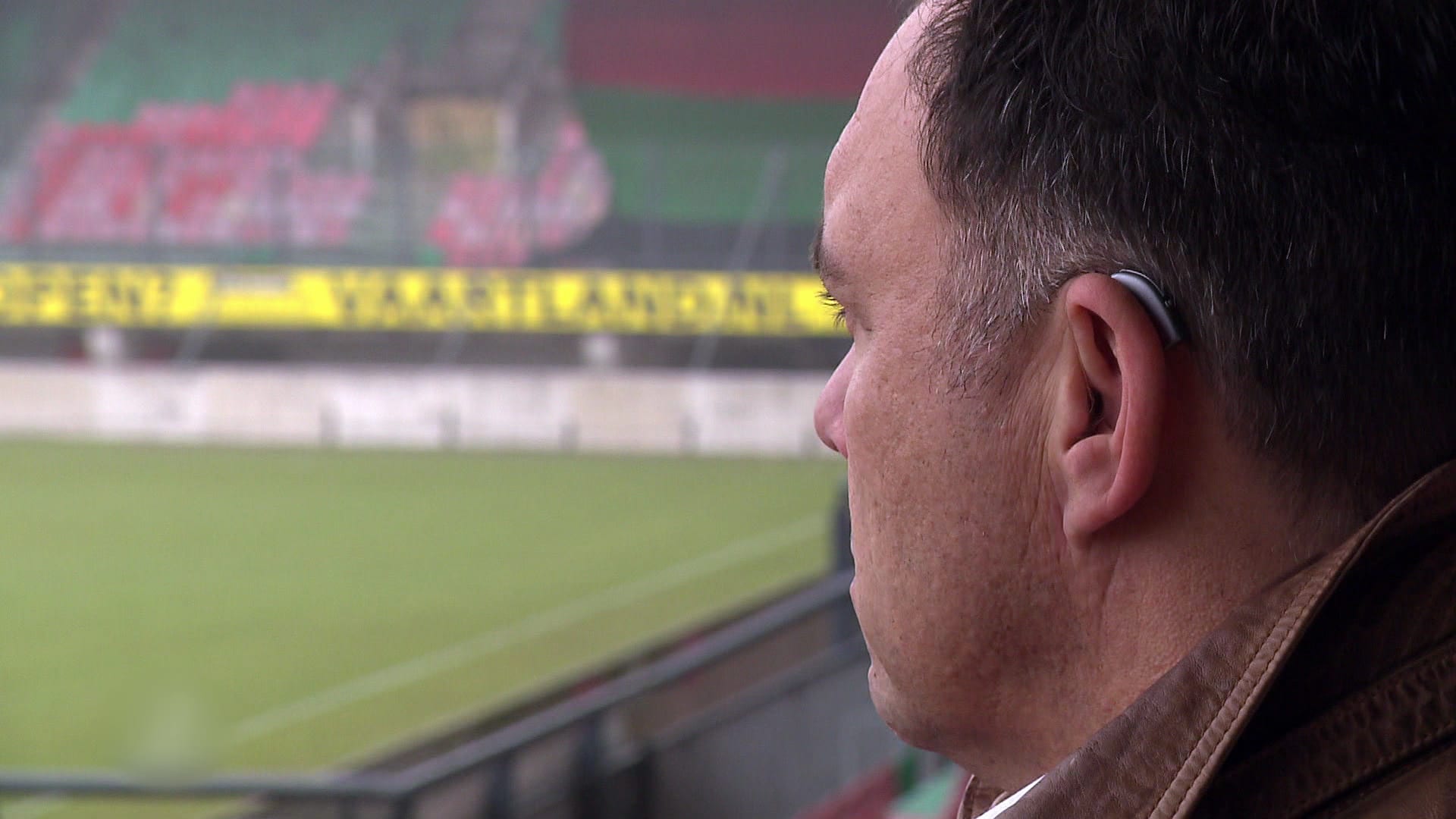 Ex-steward Harold raakte gewond door cobra en pleit voor strengere aanpak in stadions