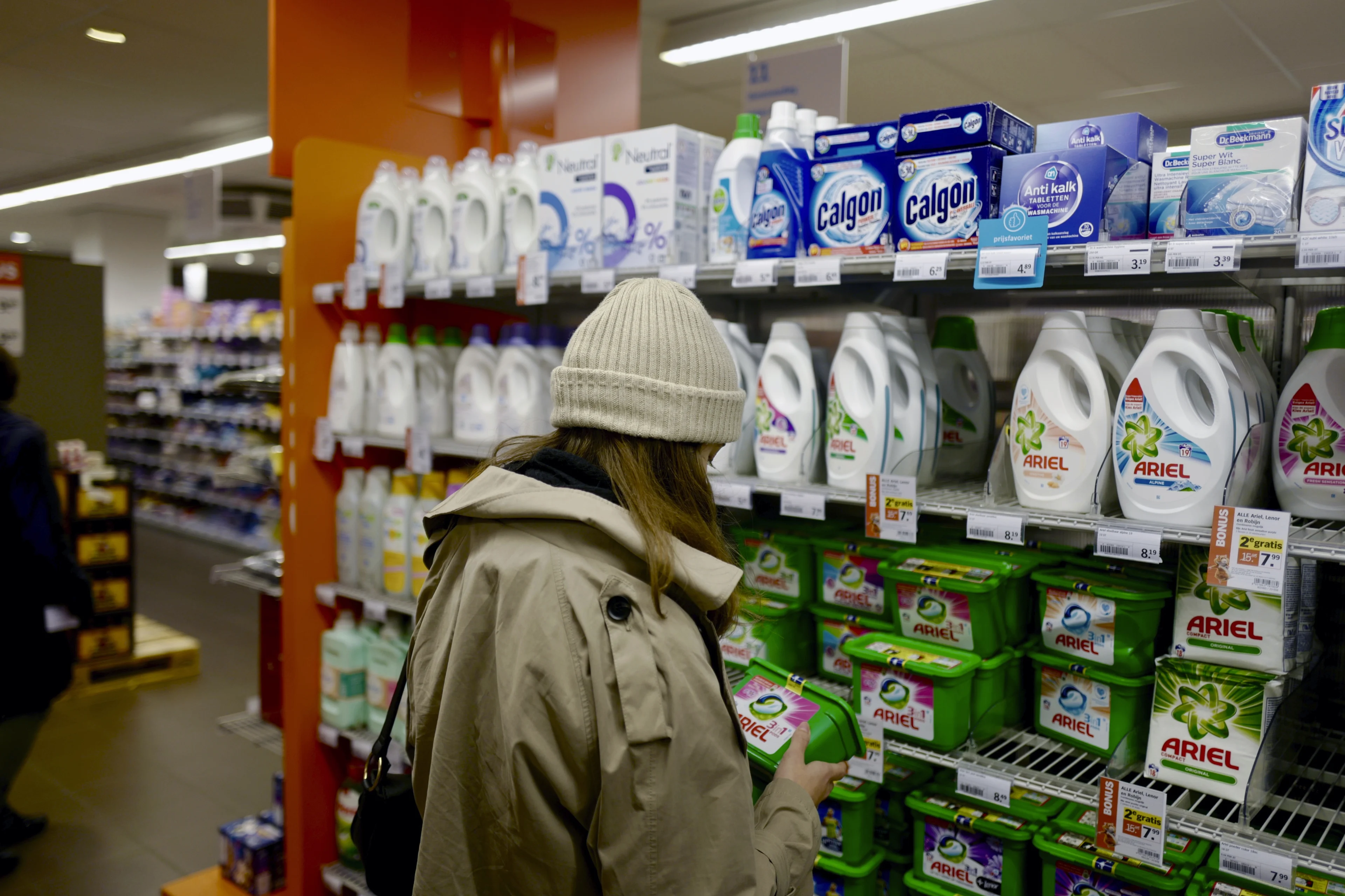 Huismerk niet alleen goedkoper dan A-merk, er zit vaak ook méér in