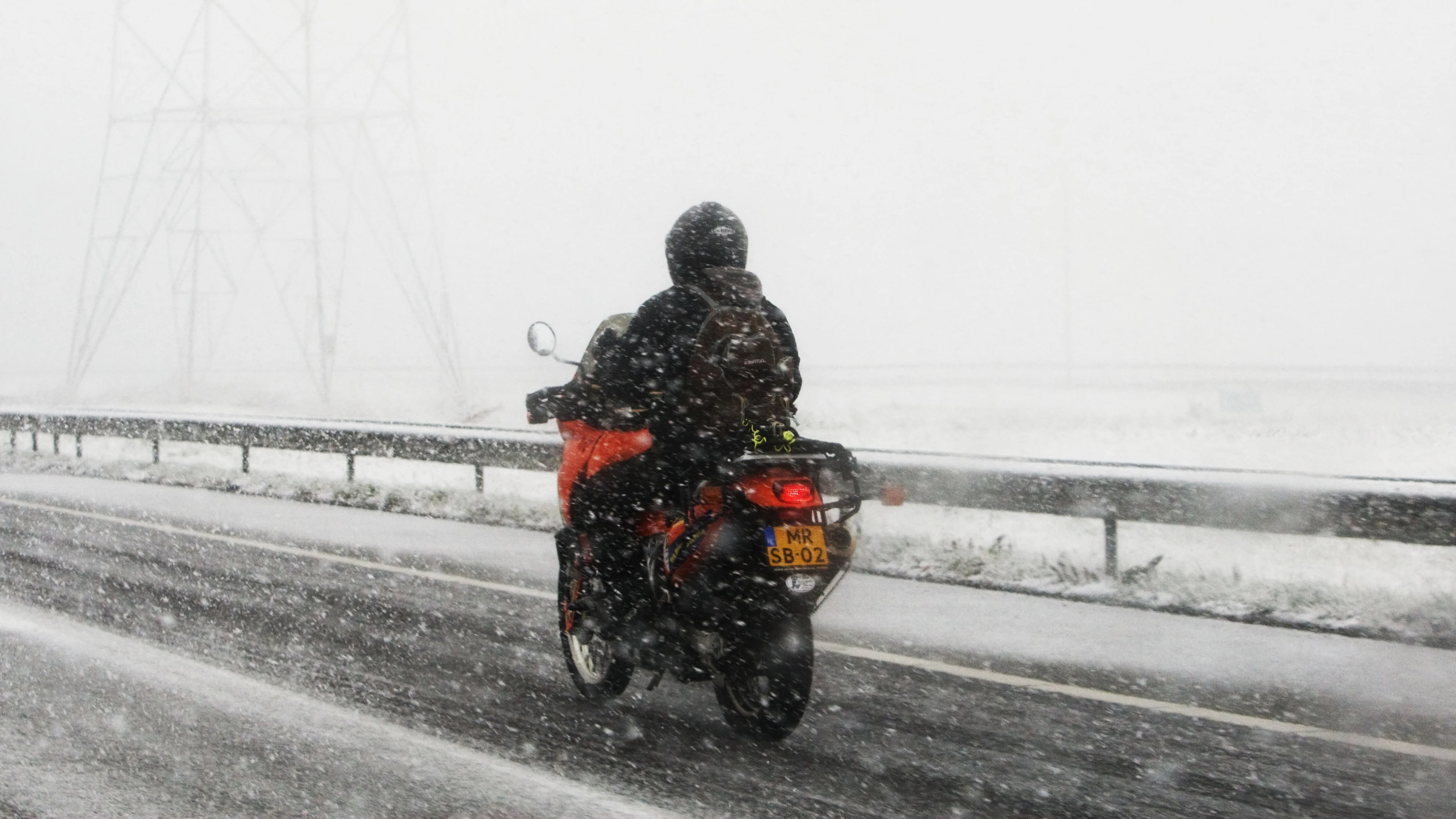 Praktijkexamens brommer en motor maandag uitgesteld om winterweer