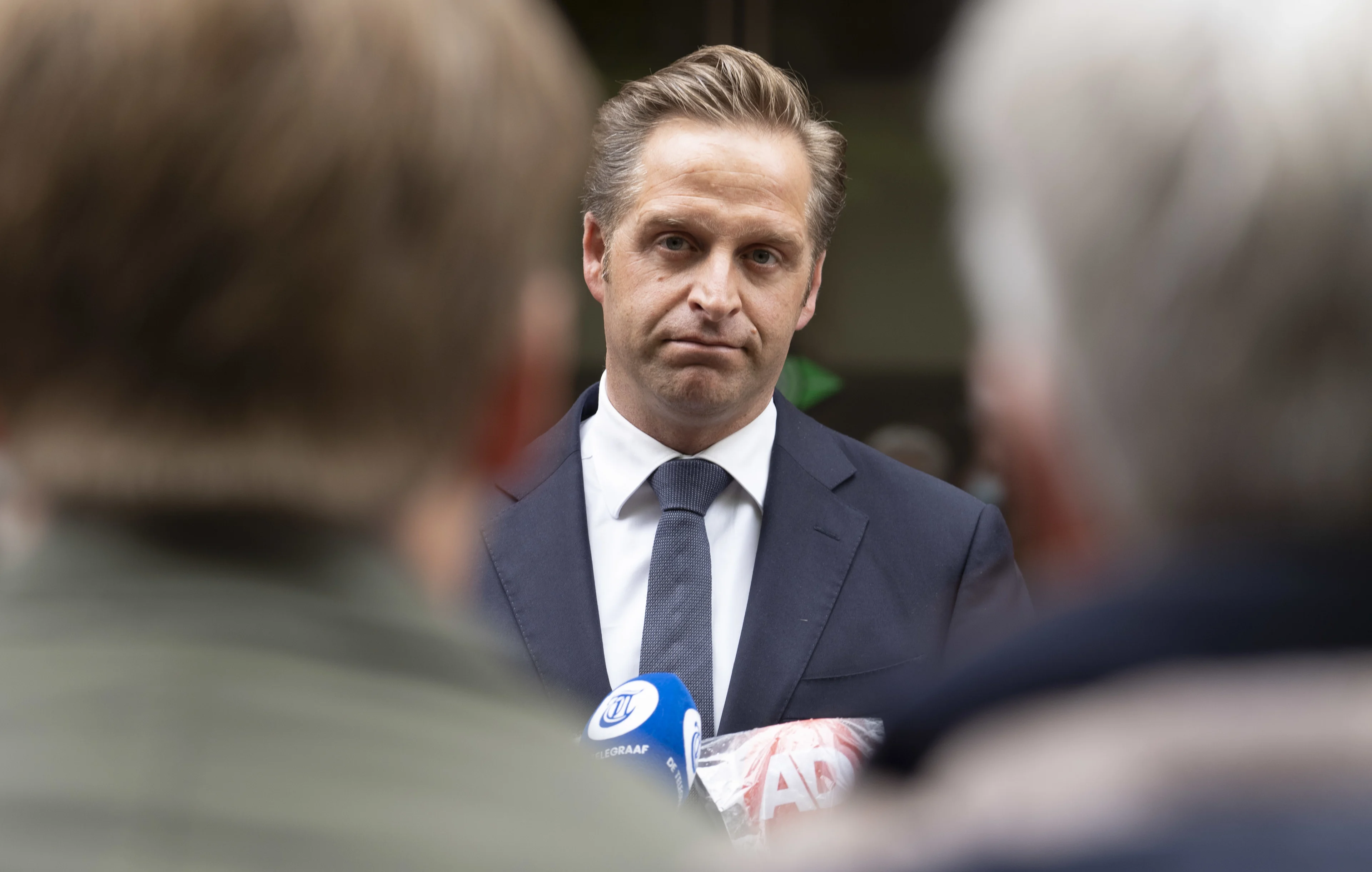 Rekenkamer tikt ministers op de vingers: groot deel corona-uitgaven niet te controleren