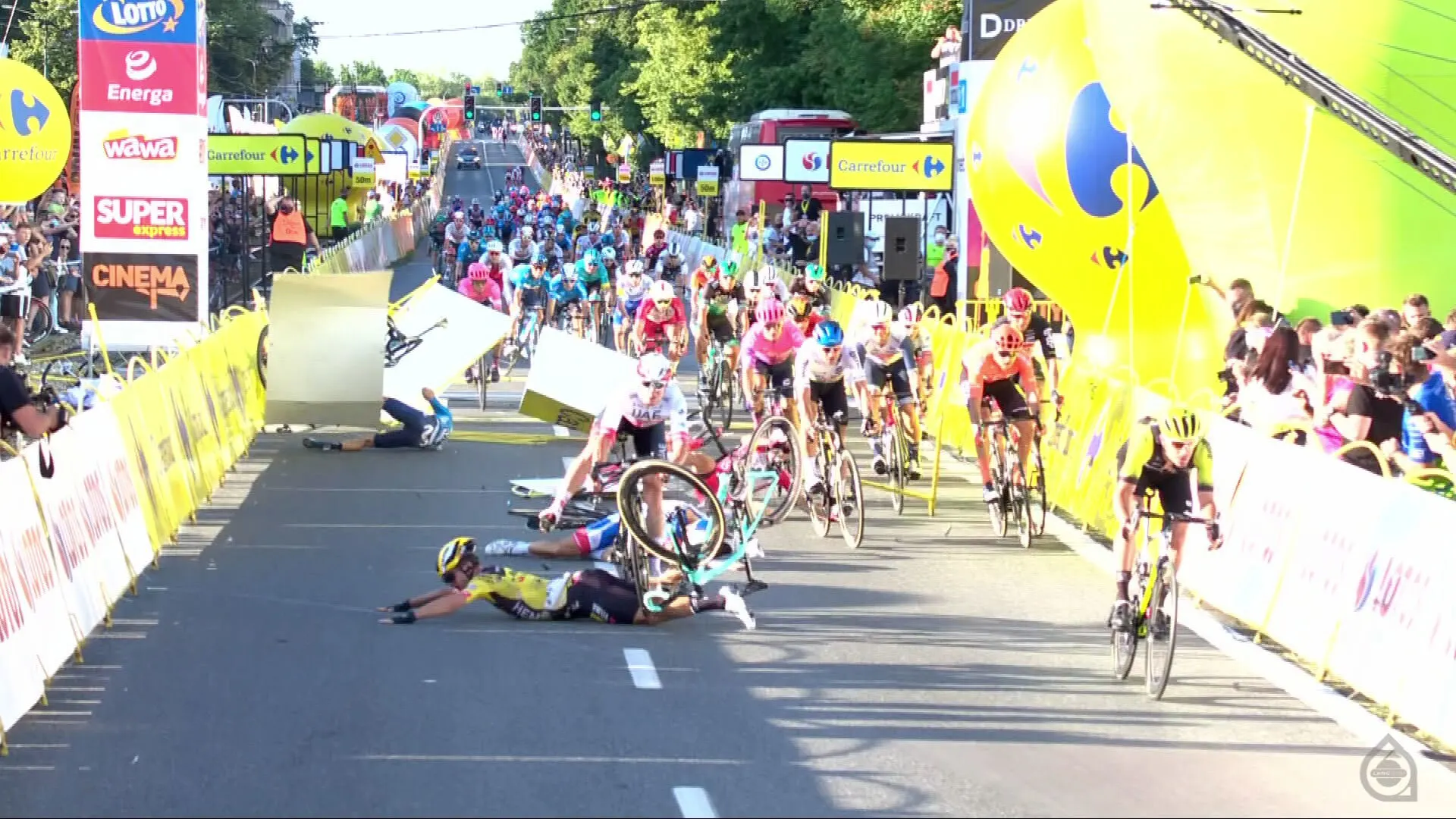 Wielrenner Fabio Jakobsen na 8 maanden weer terug op de fiets, fanclub dolblij met 147e plaats