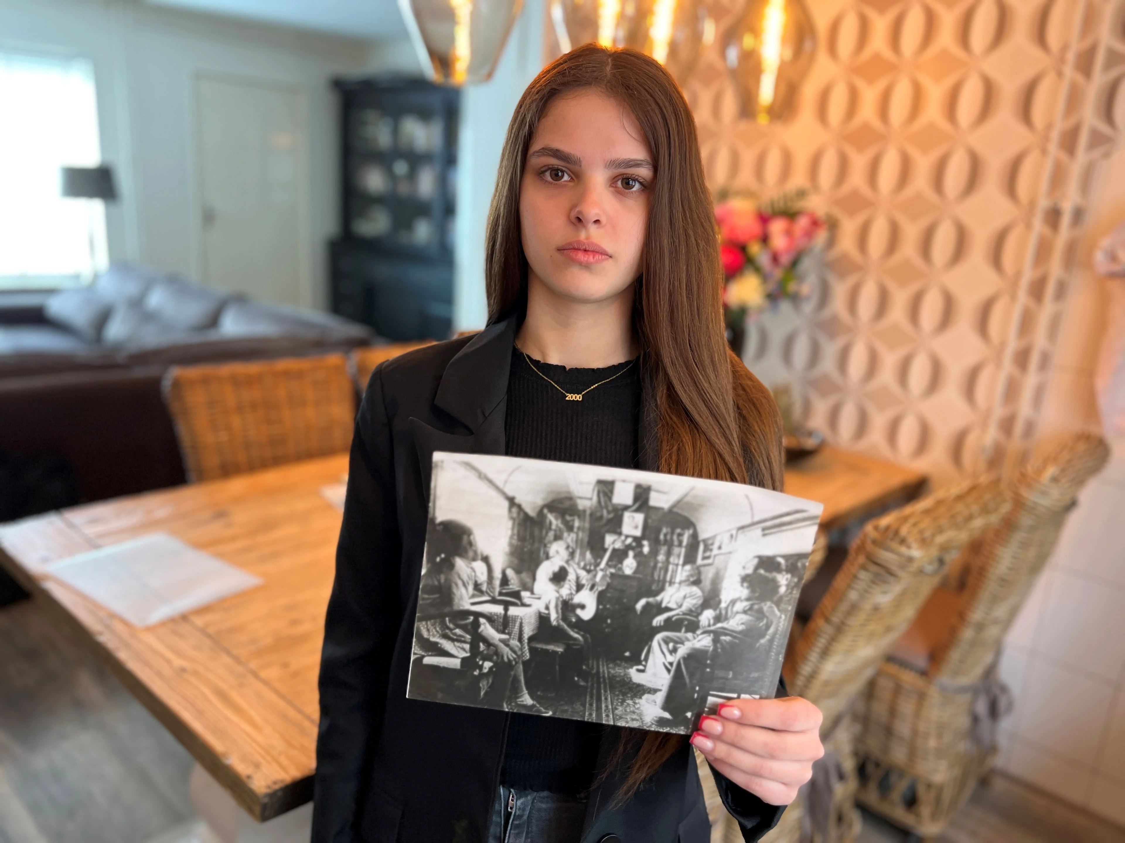 Loewana spreekt op 4 mei op de Dam over haar Sinti-familie: 'Wij zijn net zo belangrijk'