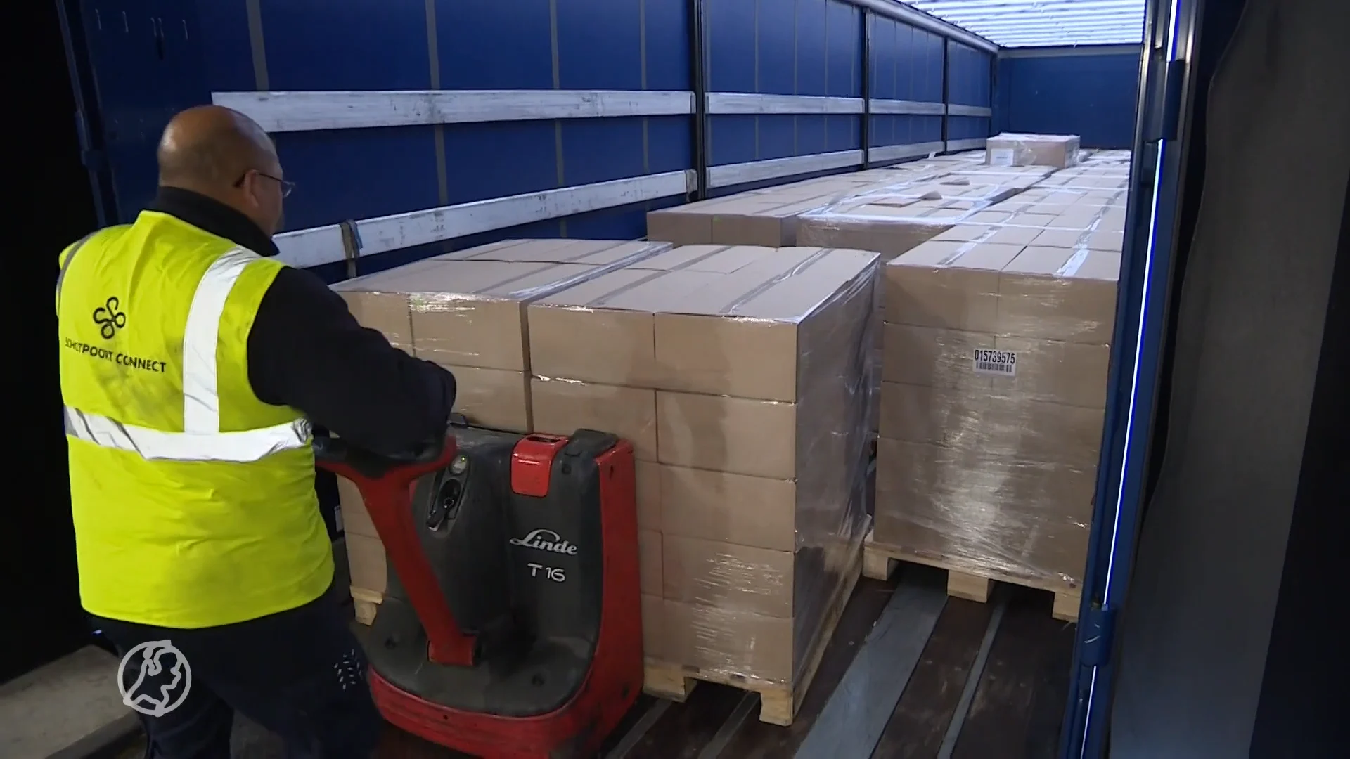 Mega-operatie voor inpakkers: volgende week miljoenen zelftesten naar basisscholen