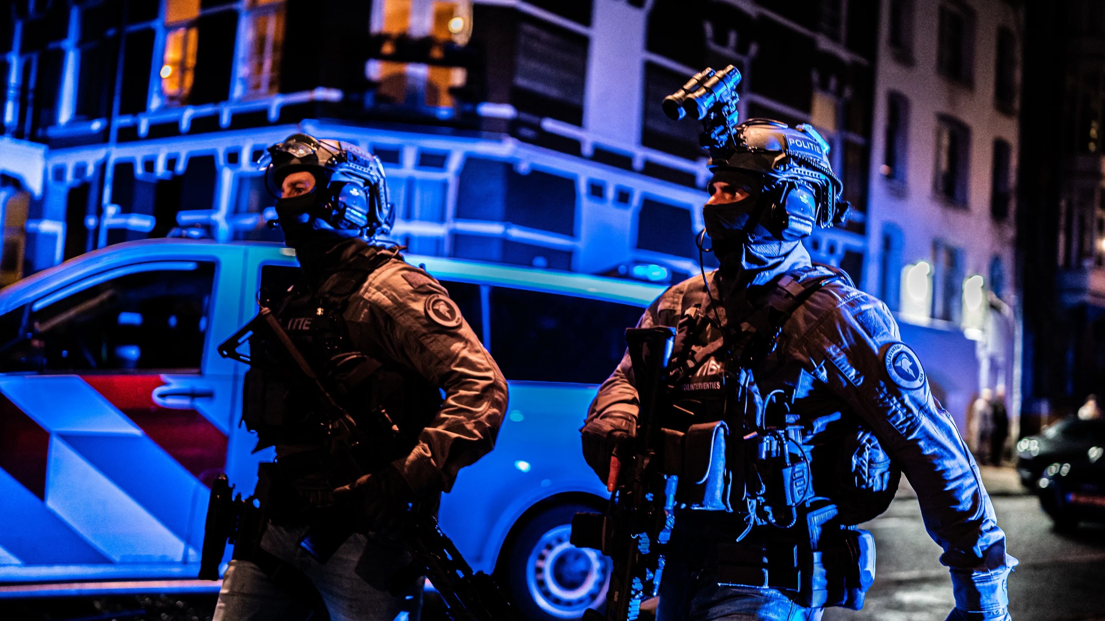 Man die Apple Store gijzelde stuurde 'selfie' naar Amsterdamse nieuwszender