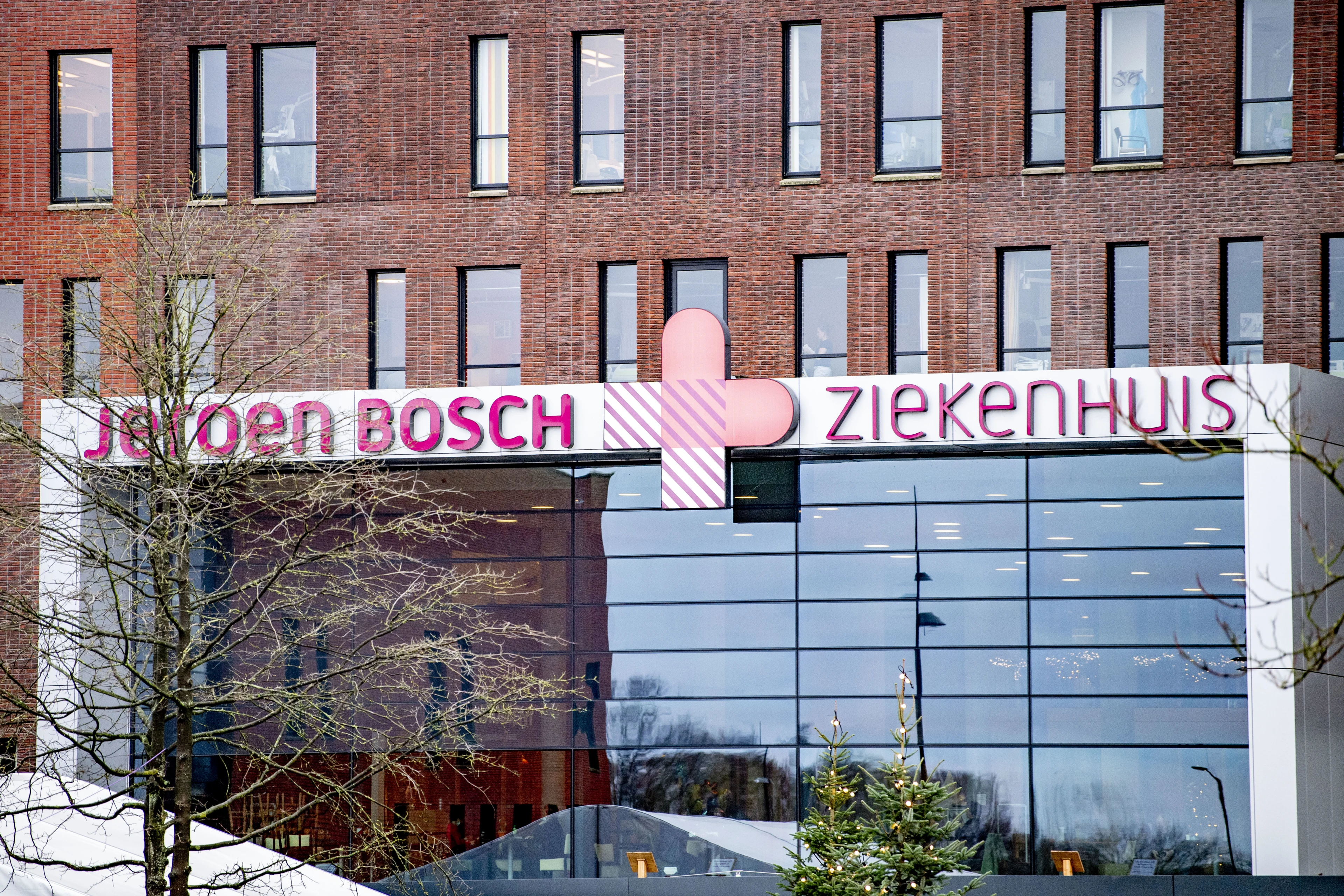 Besmette radioloog werkt gewoon door in ziekenhuis: 'Wij voelen ons onveilig'