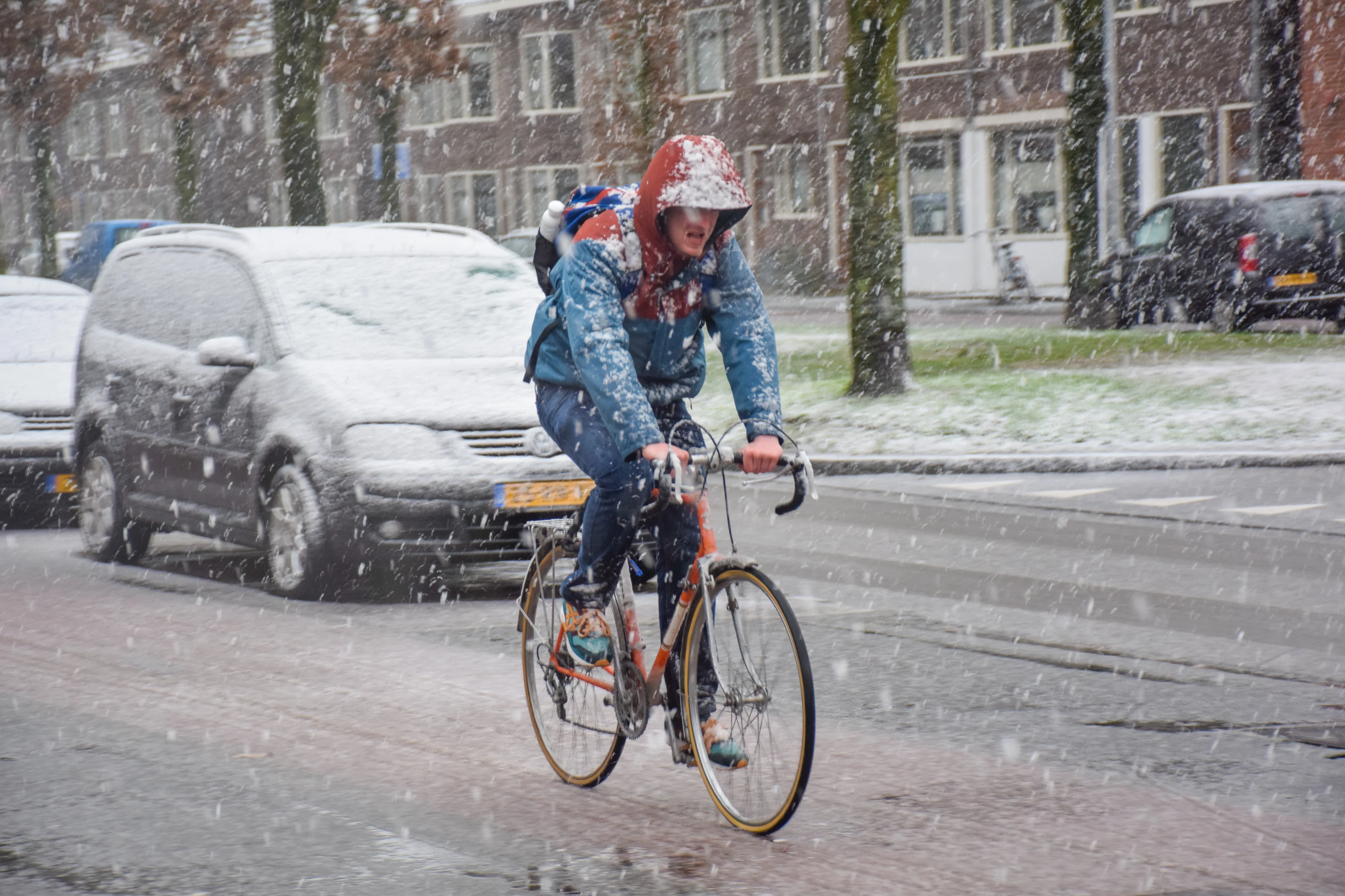 Code geel in noorden: sneeuw en gladheid houden aan