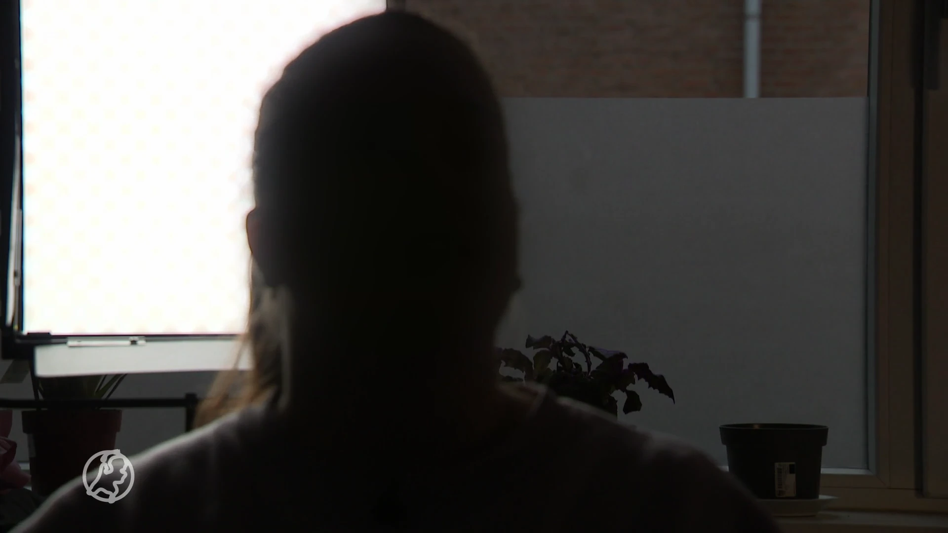 Moet stiekem condoom afdoen strafbaar worden? 'Gevoel van vernedering overheerst'