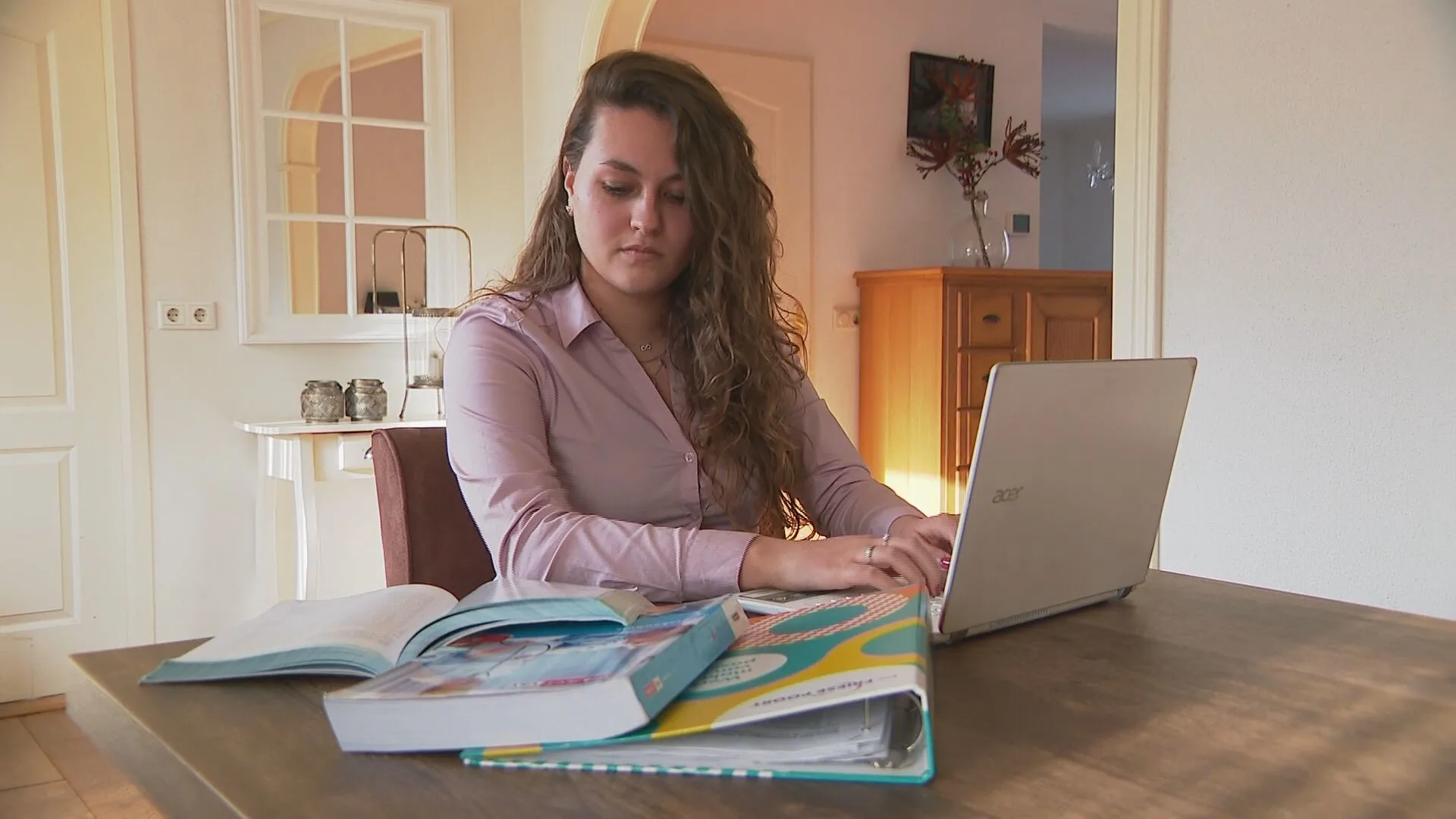 Mbo hoopt op goed nieuws: 'Ik heb mijn klasgenoten dit jaar nog niet gezien'