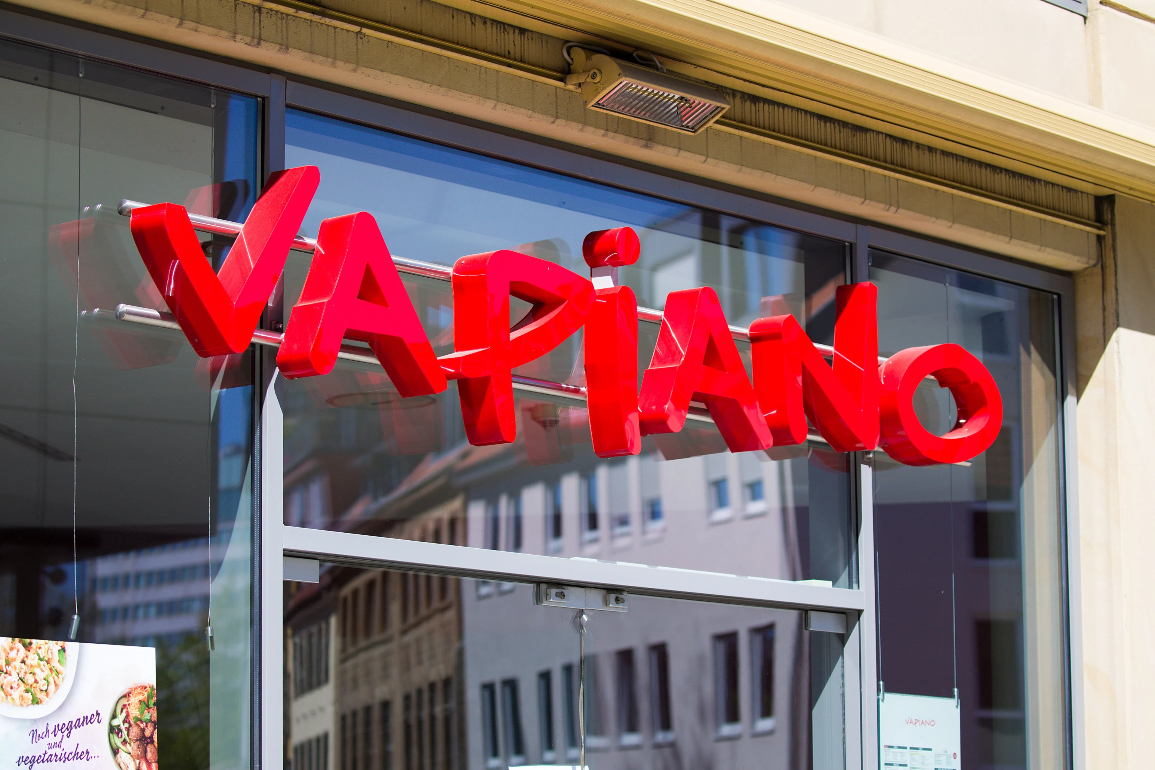 Failliet Vapiano maakt doorstart, restaurants in Nederland blijven