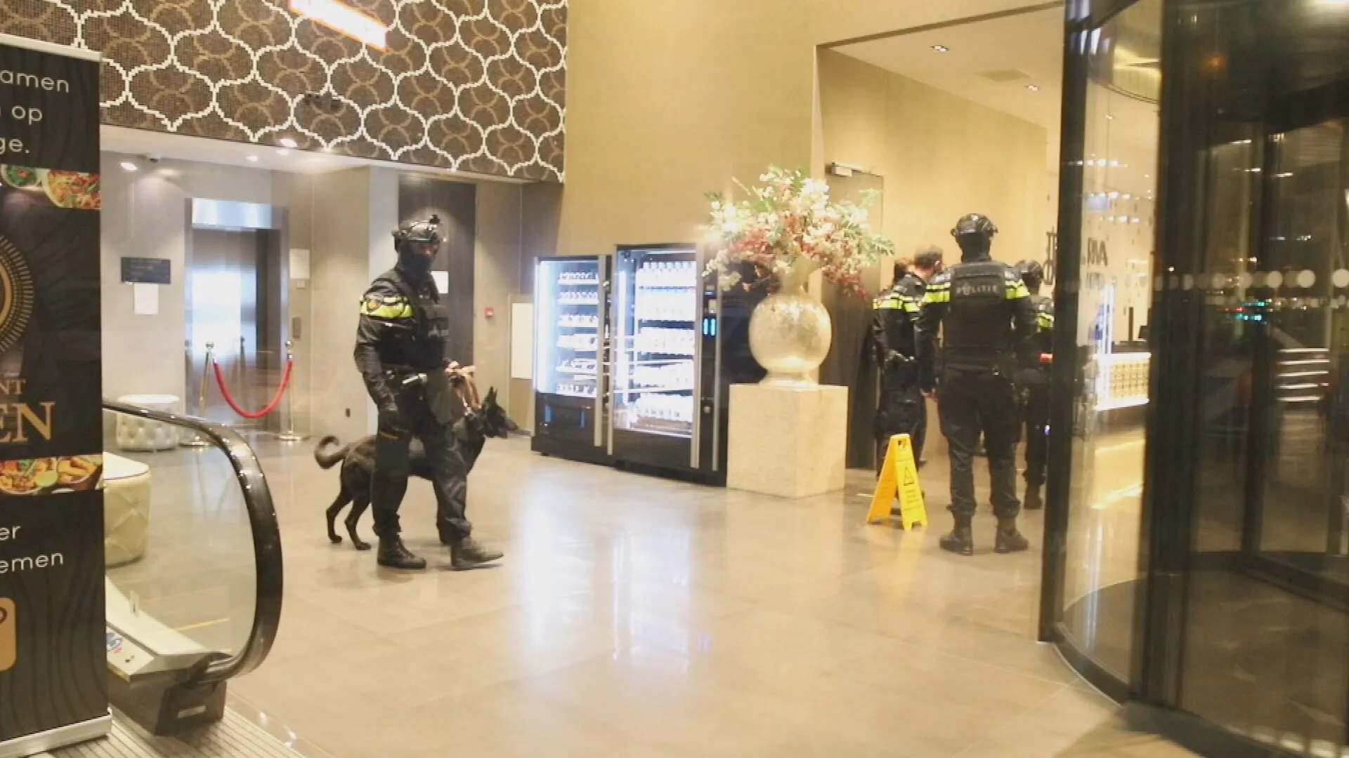 Man gewond na steekpartij in hotel in Delft