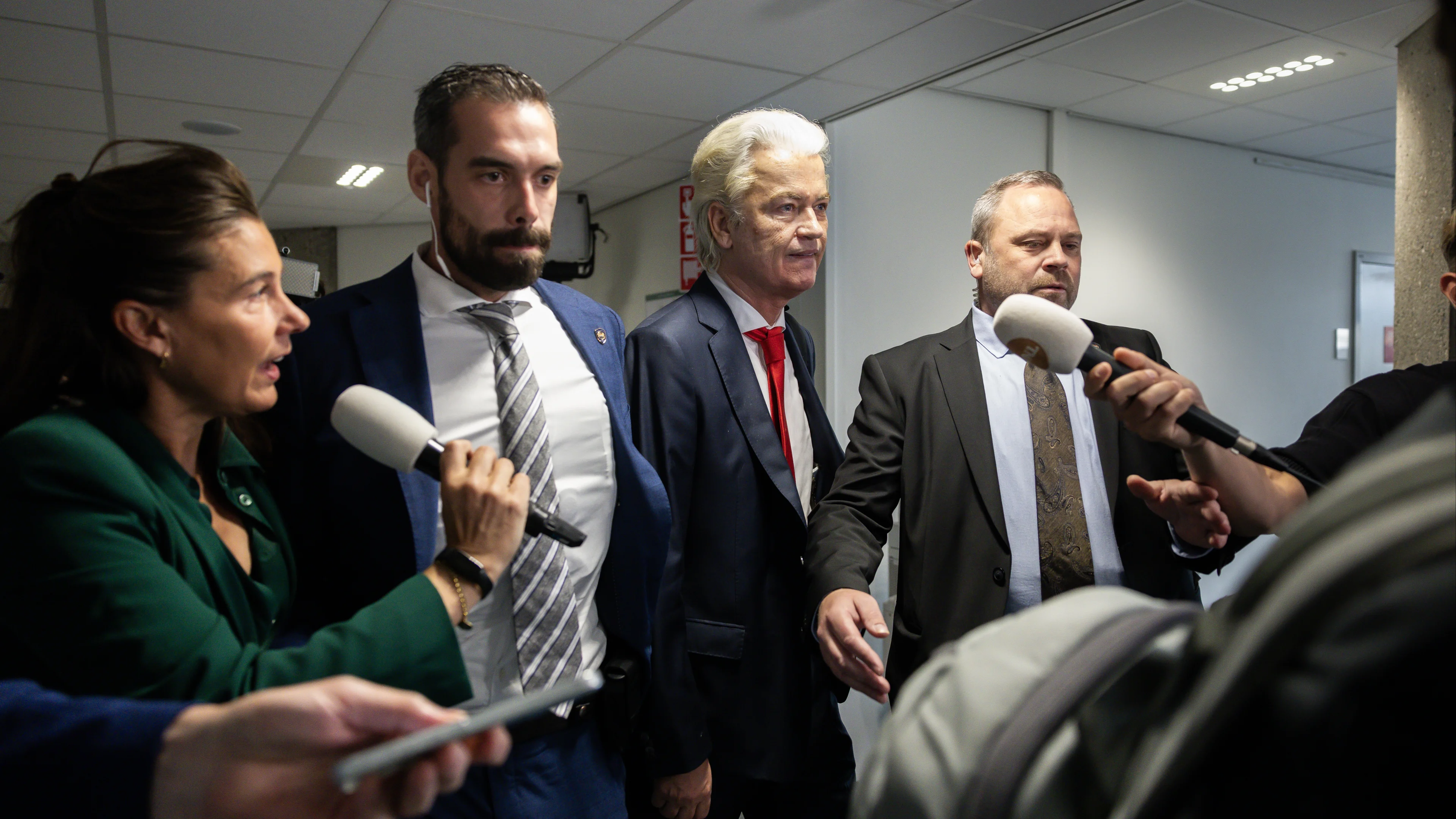 Extra uitzending Hart van Nederland over val kabinet