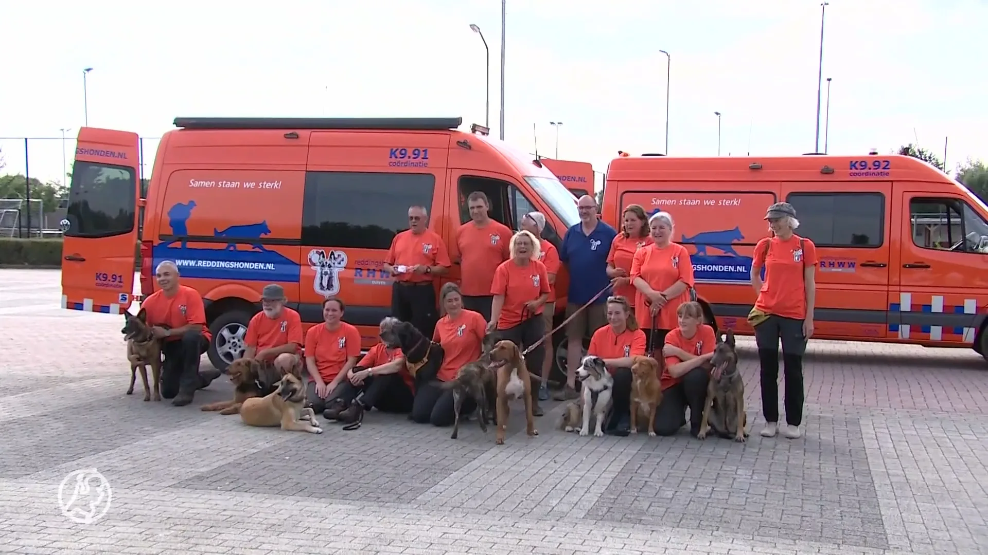 Groep vrijwilligers Stichting Reddingshonden naar Frankrijk voor vermiste Marjan