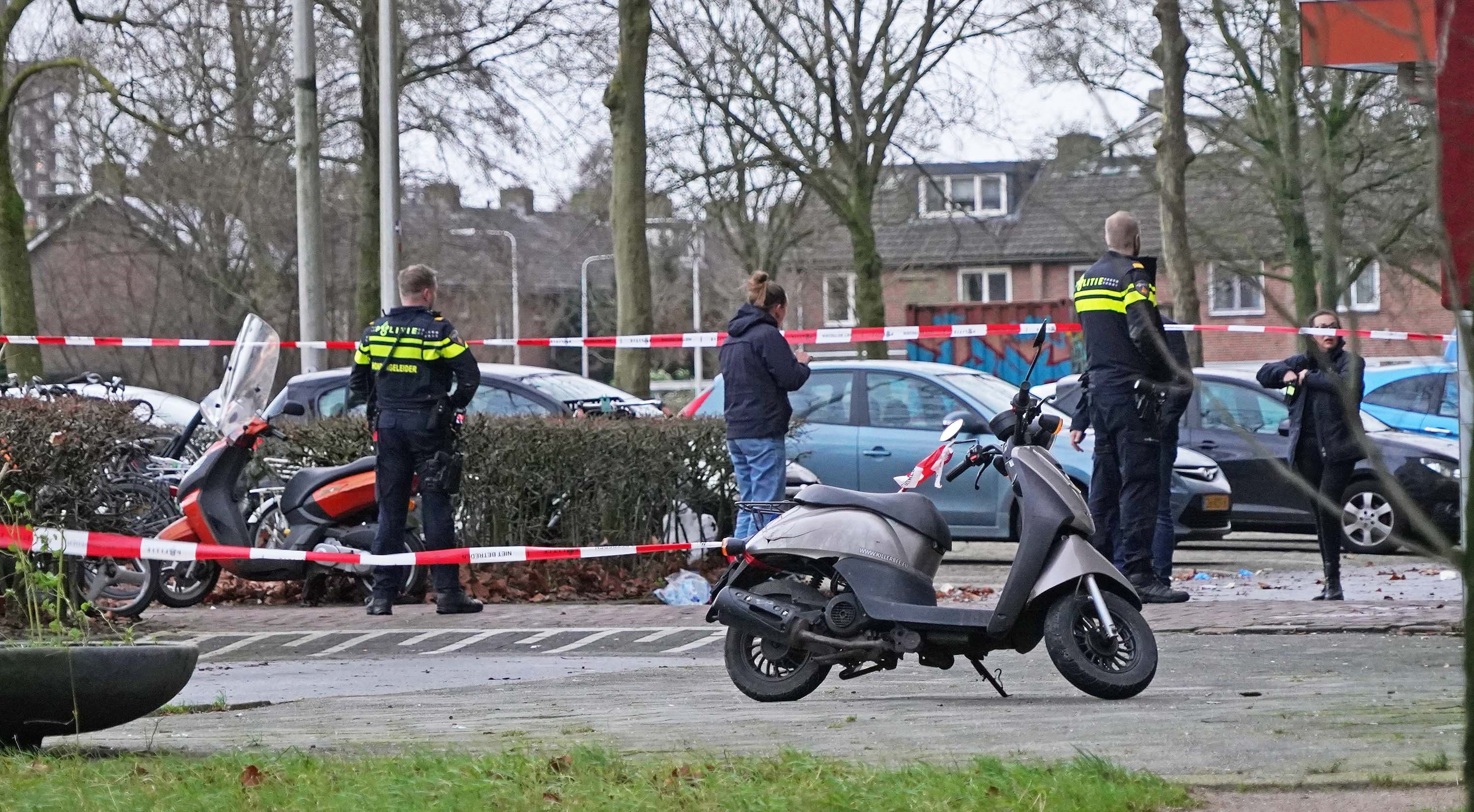 Dode bij schietpartij in Zwolle, schutter nog op de vlucht