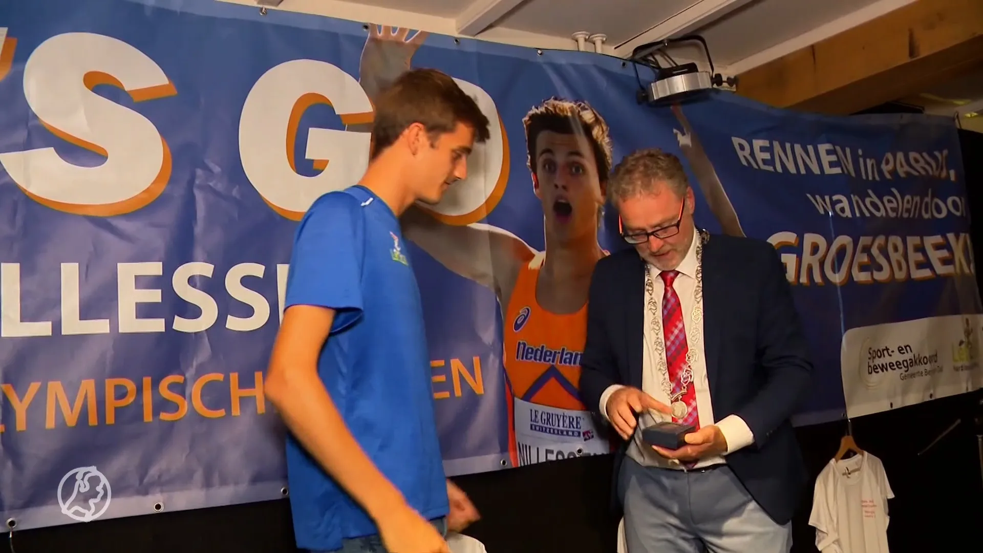 Geen goud, toch een Olympische held: Stefan Nillessen gehuldigd in café