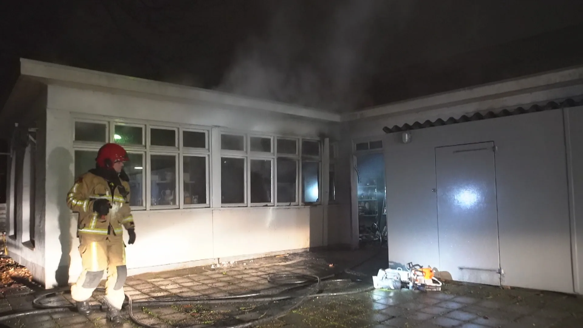 Kringloopwinkel Eindhoven in het roet door mogelijke brandstichting