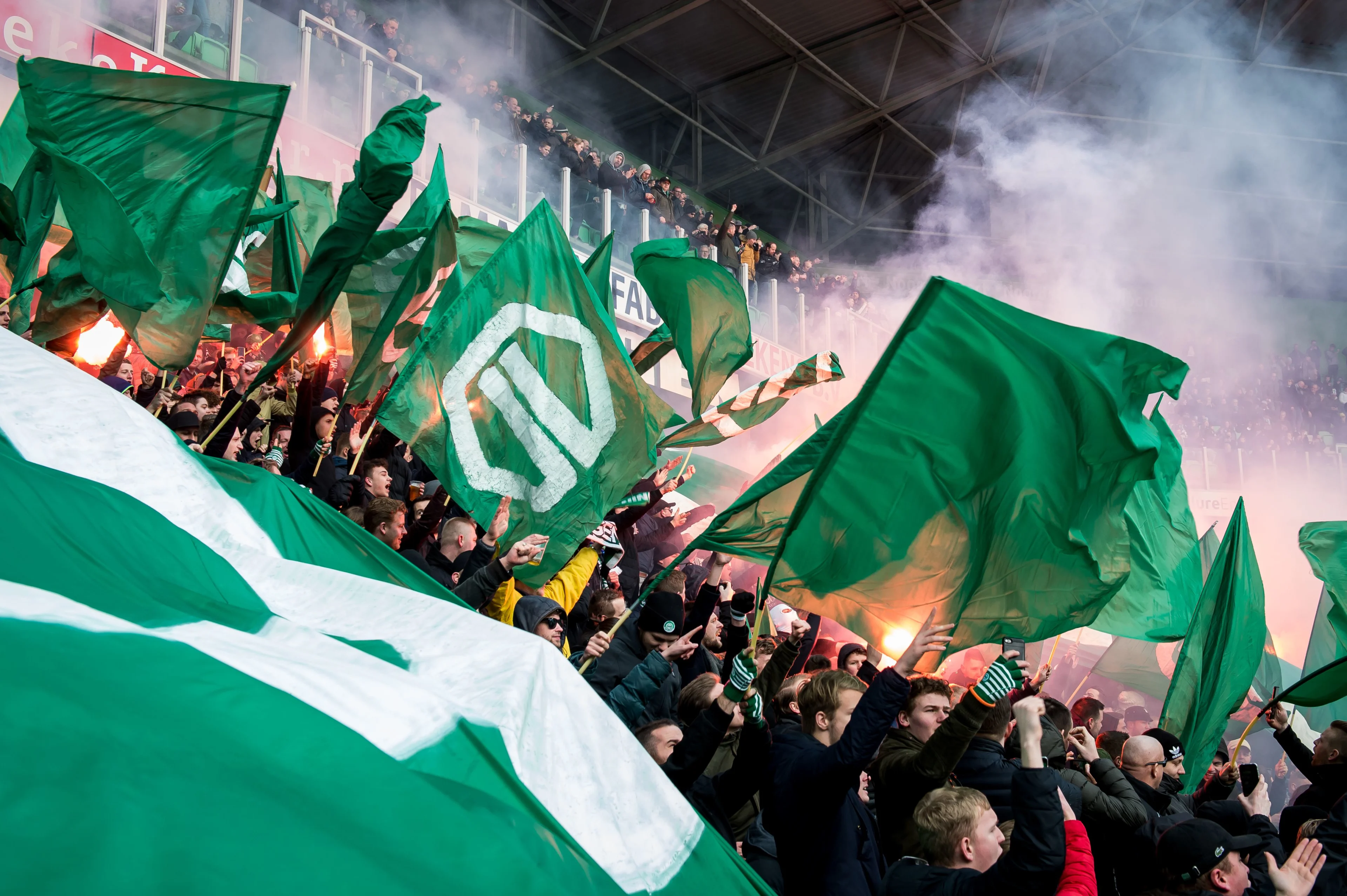 Supporters FC Groningen zamelen geld in met pubquiz om club te steunen