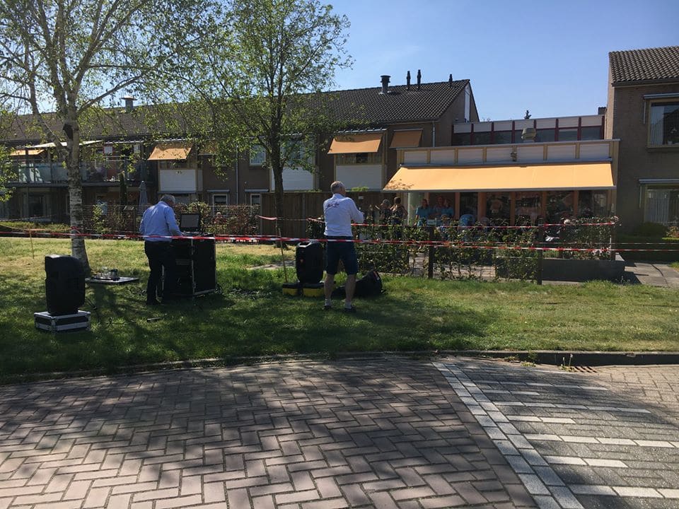 Kleinschalige optredens bij zorgcentra in Noord-Holland weer toegestaan