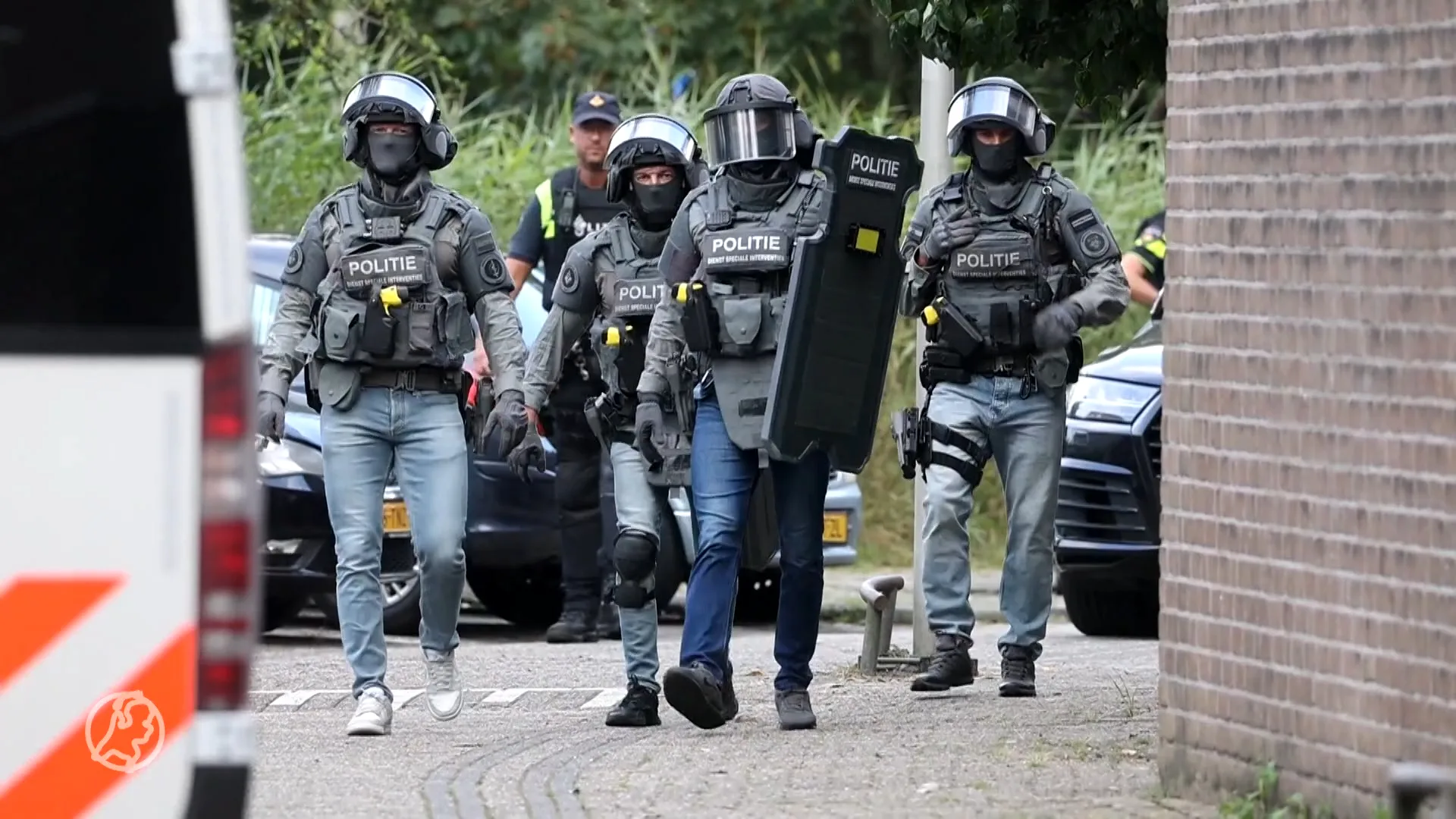 Grote politiemacht op de been in Delft, één aanhouding