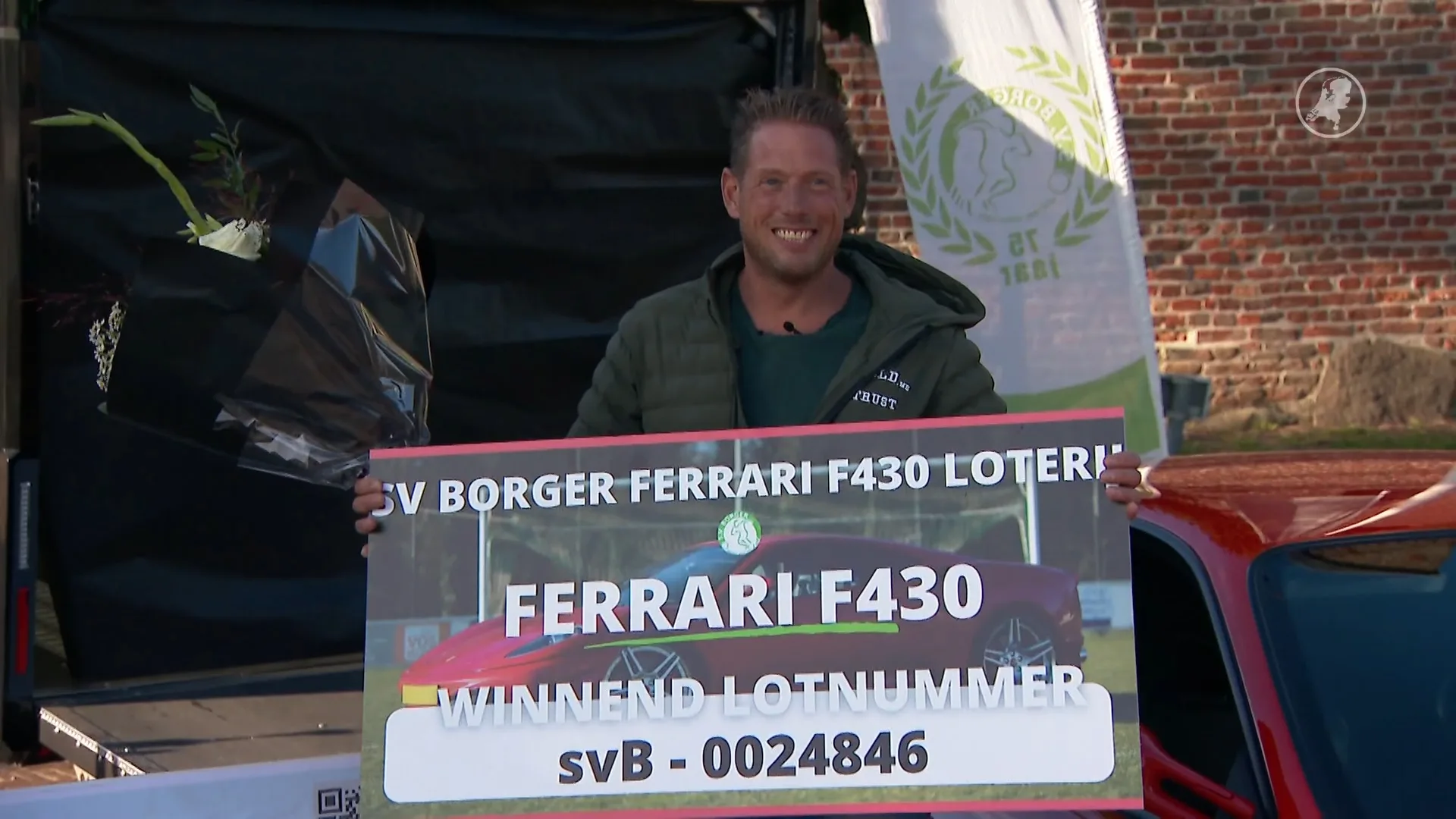 Voetbalclub die Ferrari verloot gered maar wat kiest winnaar? 'Onwerkelijk'