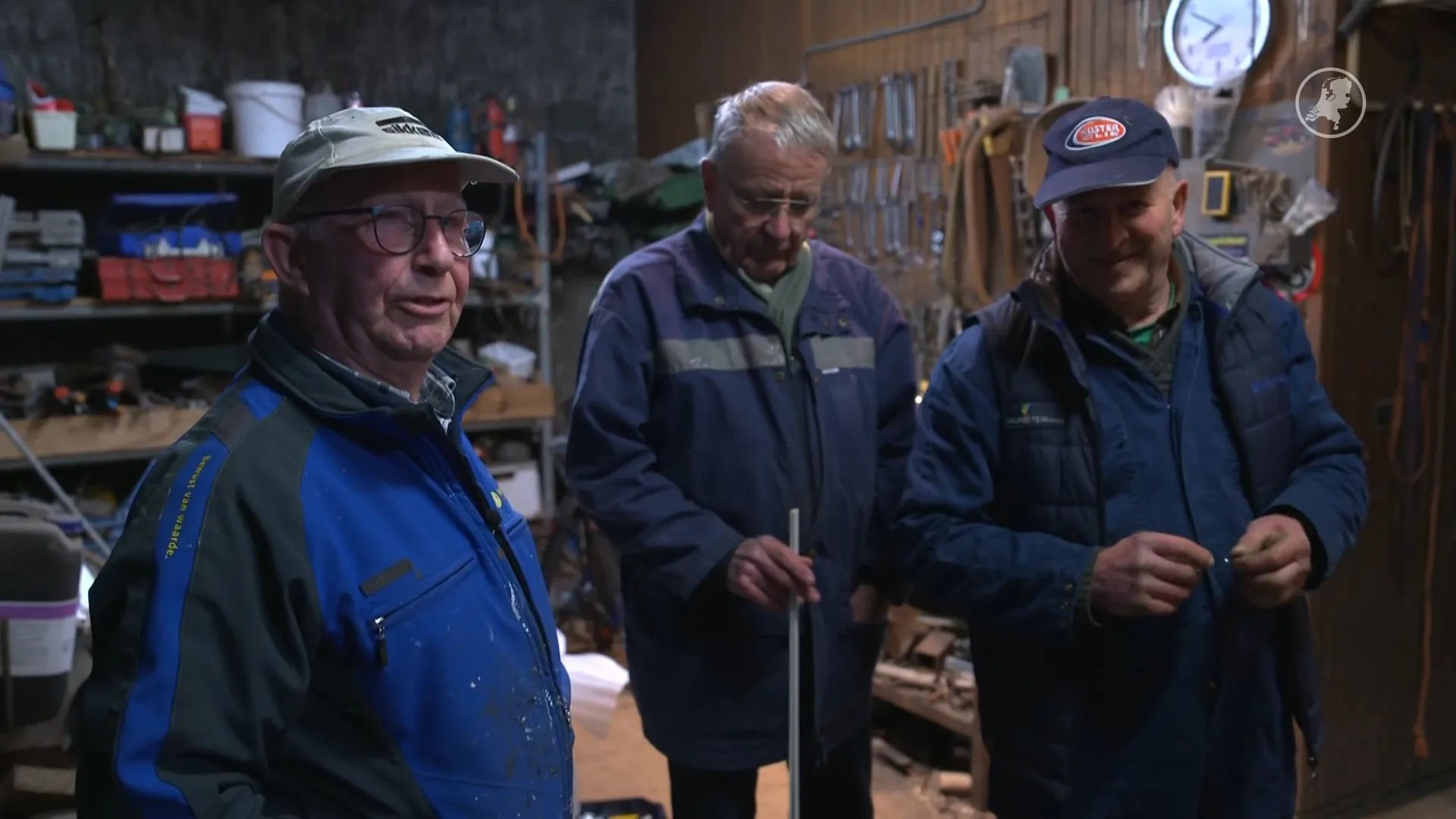Laatste keer: na halve eeuw bouwen 6 mannen aan allerlaatste carnavalswagen