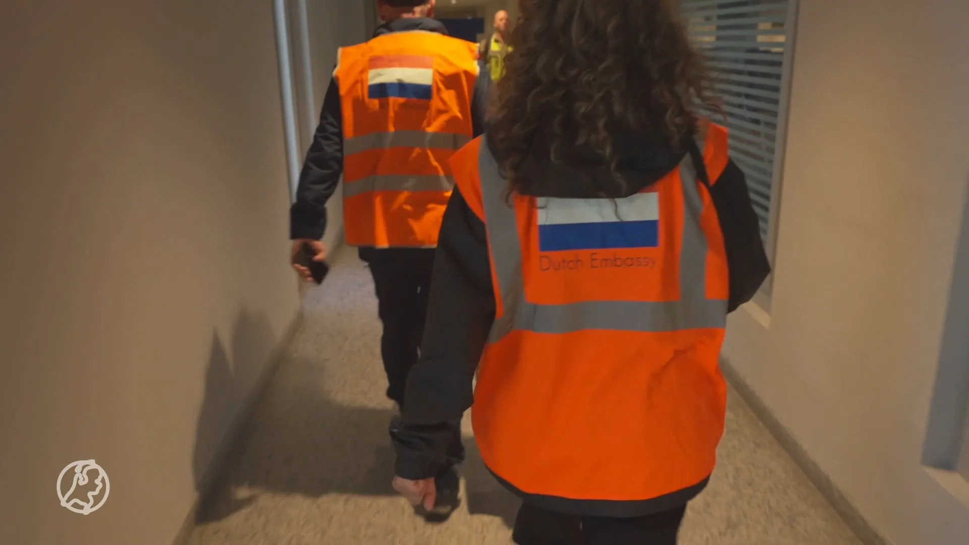 Eerste vlucht uit Libanon met Nederlanders geland in Eindhoven