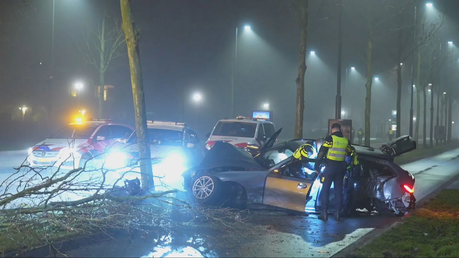 Automobilist zwaargewond na politieachtervolging Eindhoven