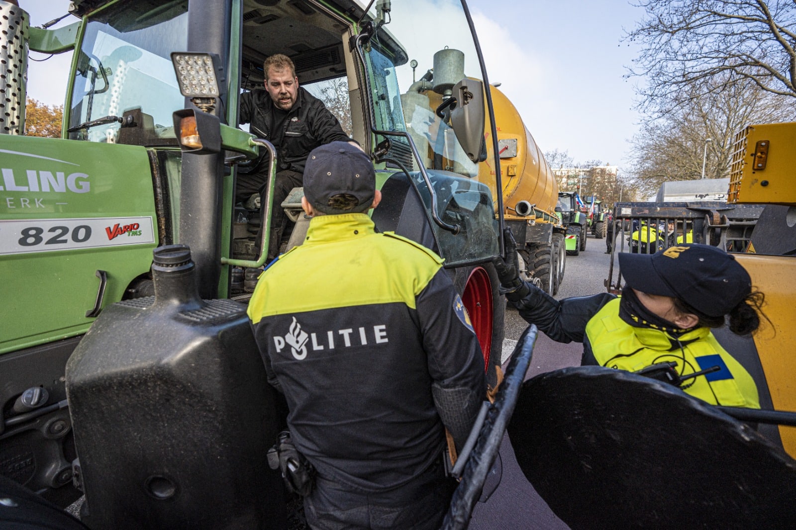 Burgemeester Zwolle komt met noodbevel tegen giertanks na aangekondigde 'regen'