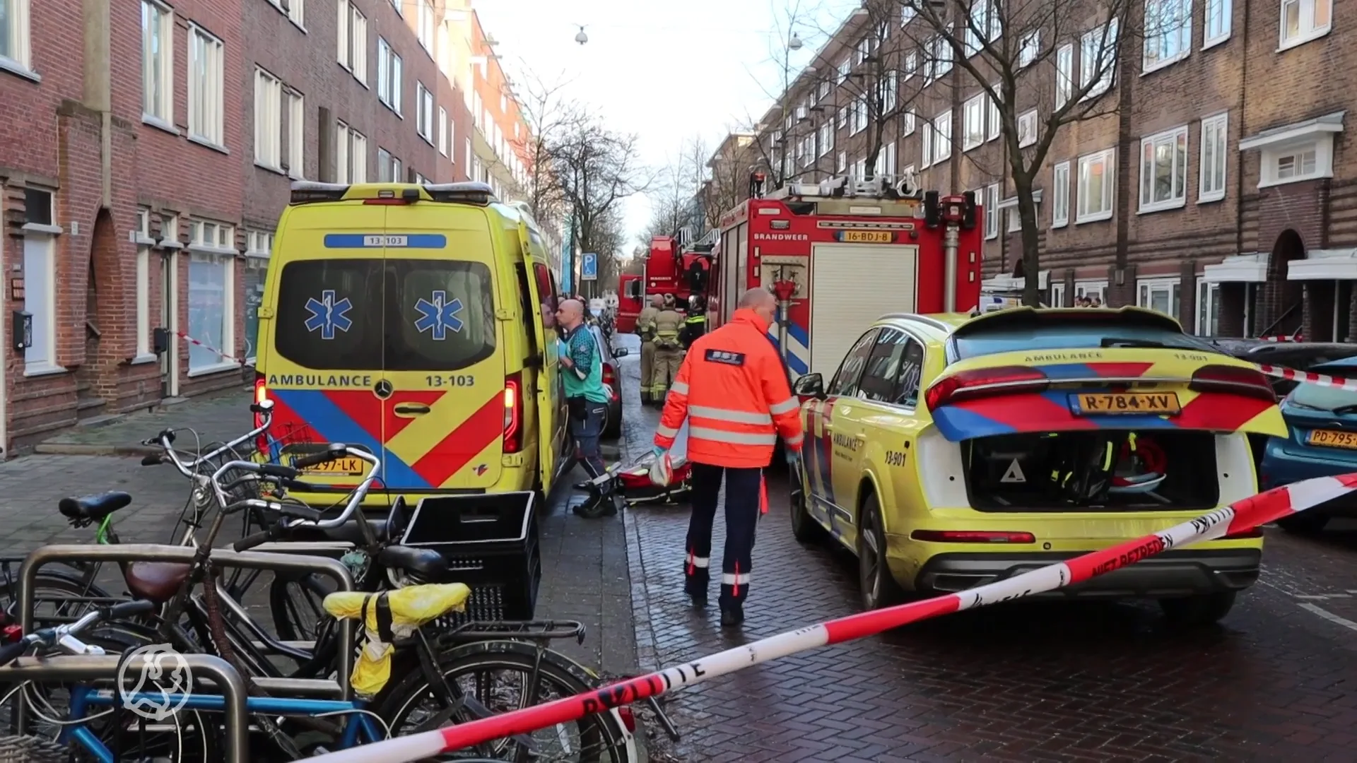 Vrouw gewond na brand in woning Amsterdam, één aanhouding