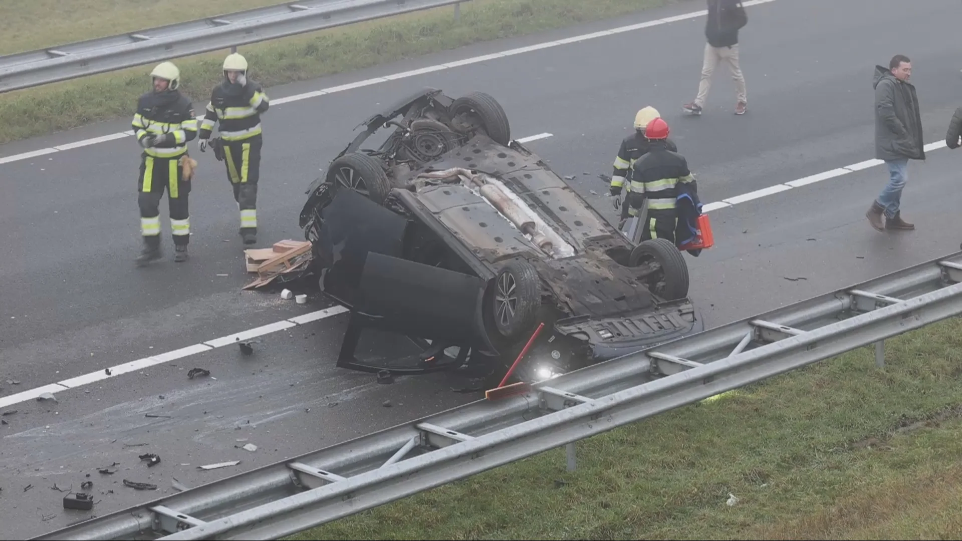 Zes gewonden bij meerdere ongelukken op Afsluitdijk