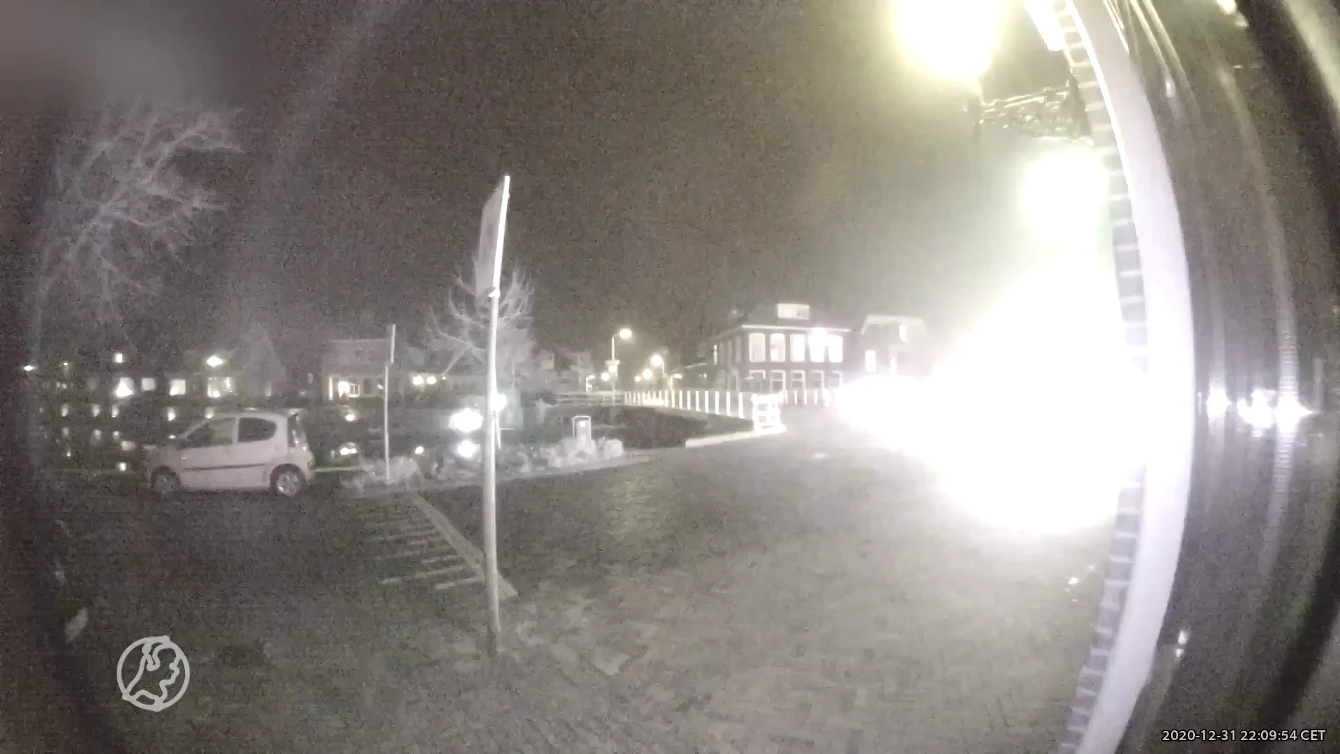 Al ruim 11.000 euro opgehaald na 'carbidakkefietje' Joure