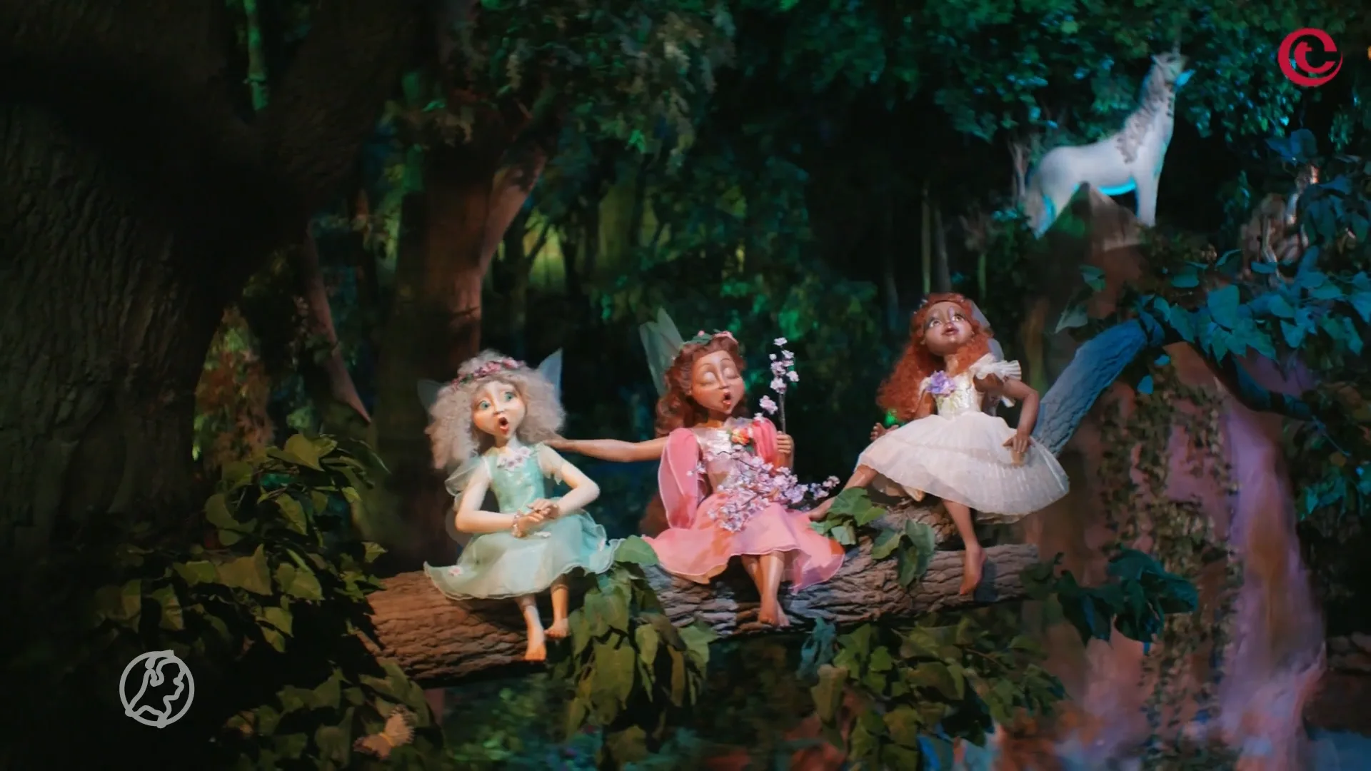 Dit is de nieuwe Droomvlucht in de Efteling, elfjes met verschillende huidskleuren