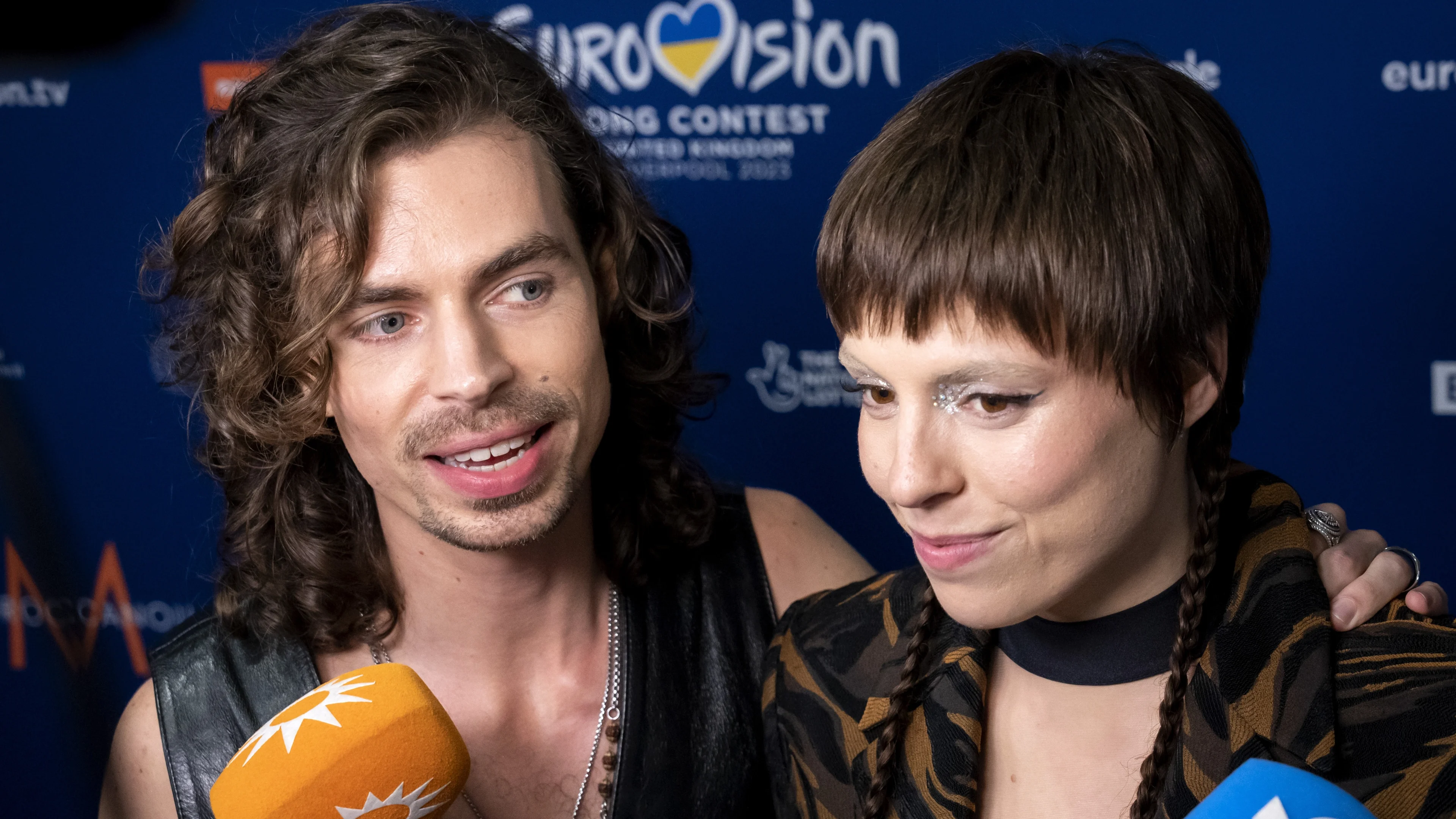 Mia Nicolai en Dion Cooper 13e in halve finale: deze landen gaven ons punten