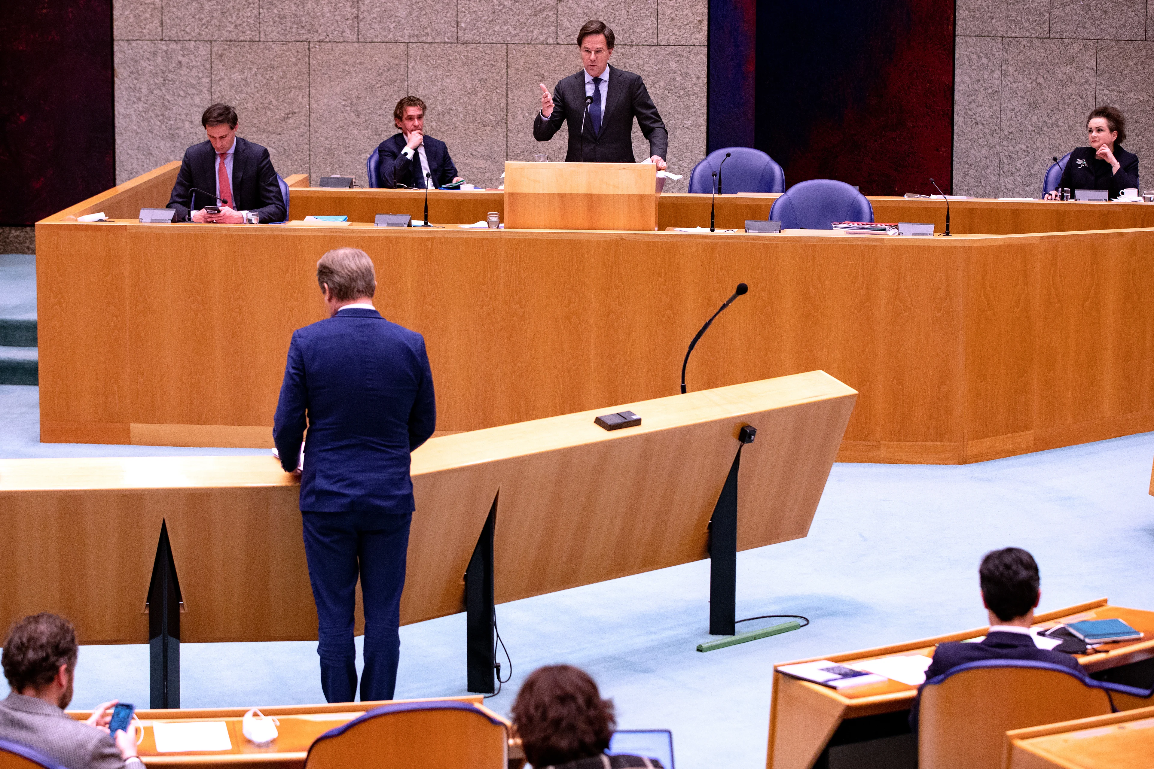 Meer vertrouwen in politiek, politie en rechters: 'Maar niet iedereen zal zich hierin herkennen'