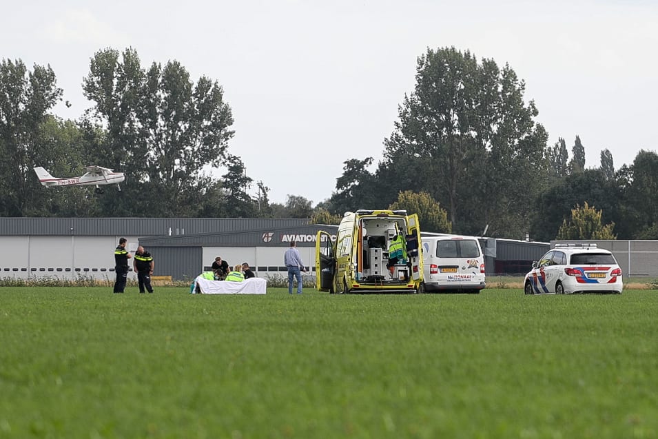 Onfortuinlijke Duitse parachutisten sprongen uit zelfde toestel