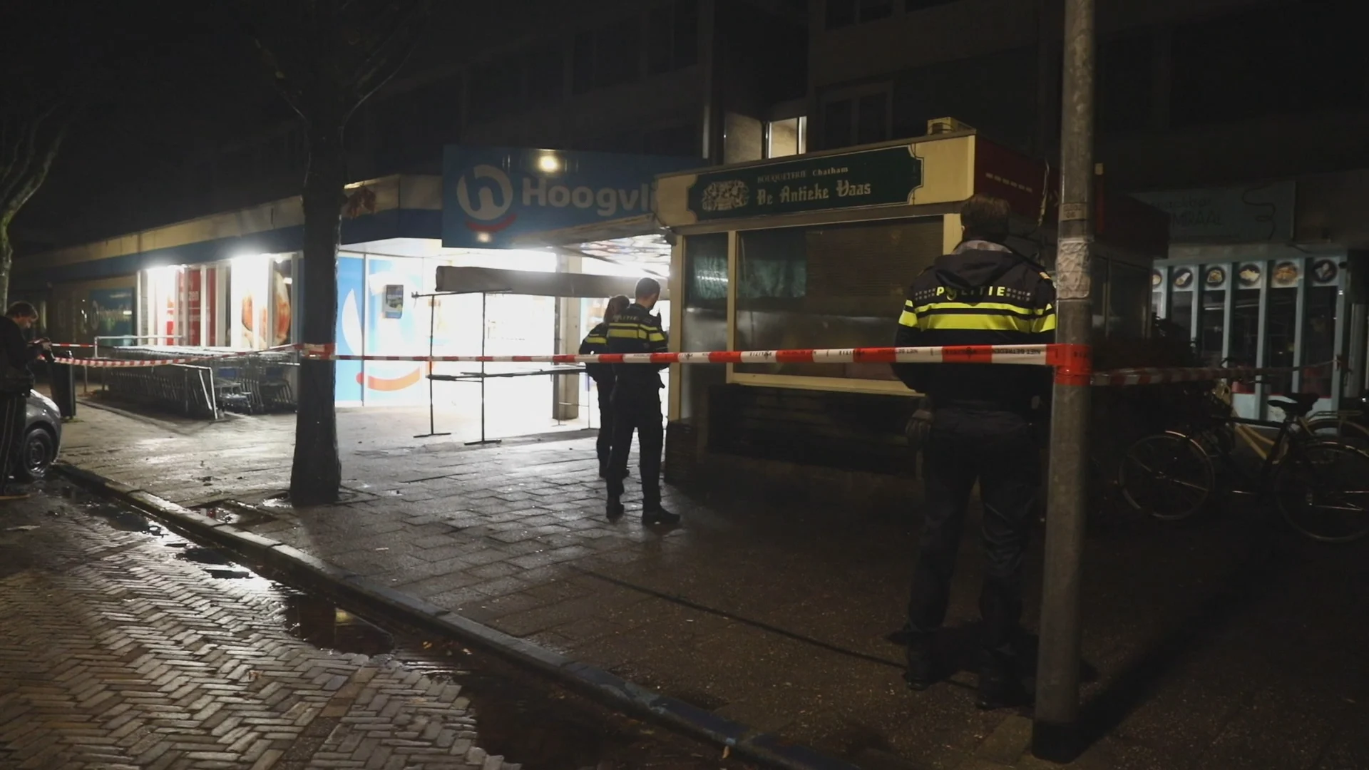 Explosie bij supermarkt in Hilversum