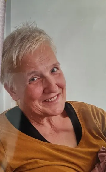 Auto gevonden, politie zoekt in water naar Brigitte (57)